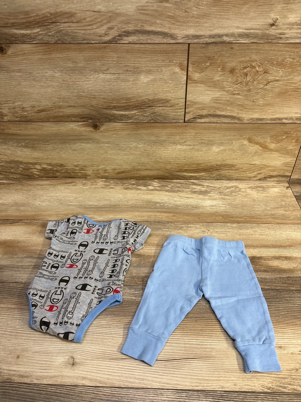 Champion 2pc Bodysuit & Pants Set Grey sz 3m