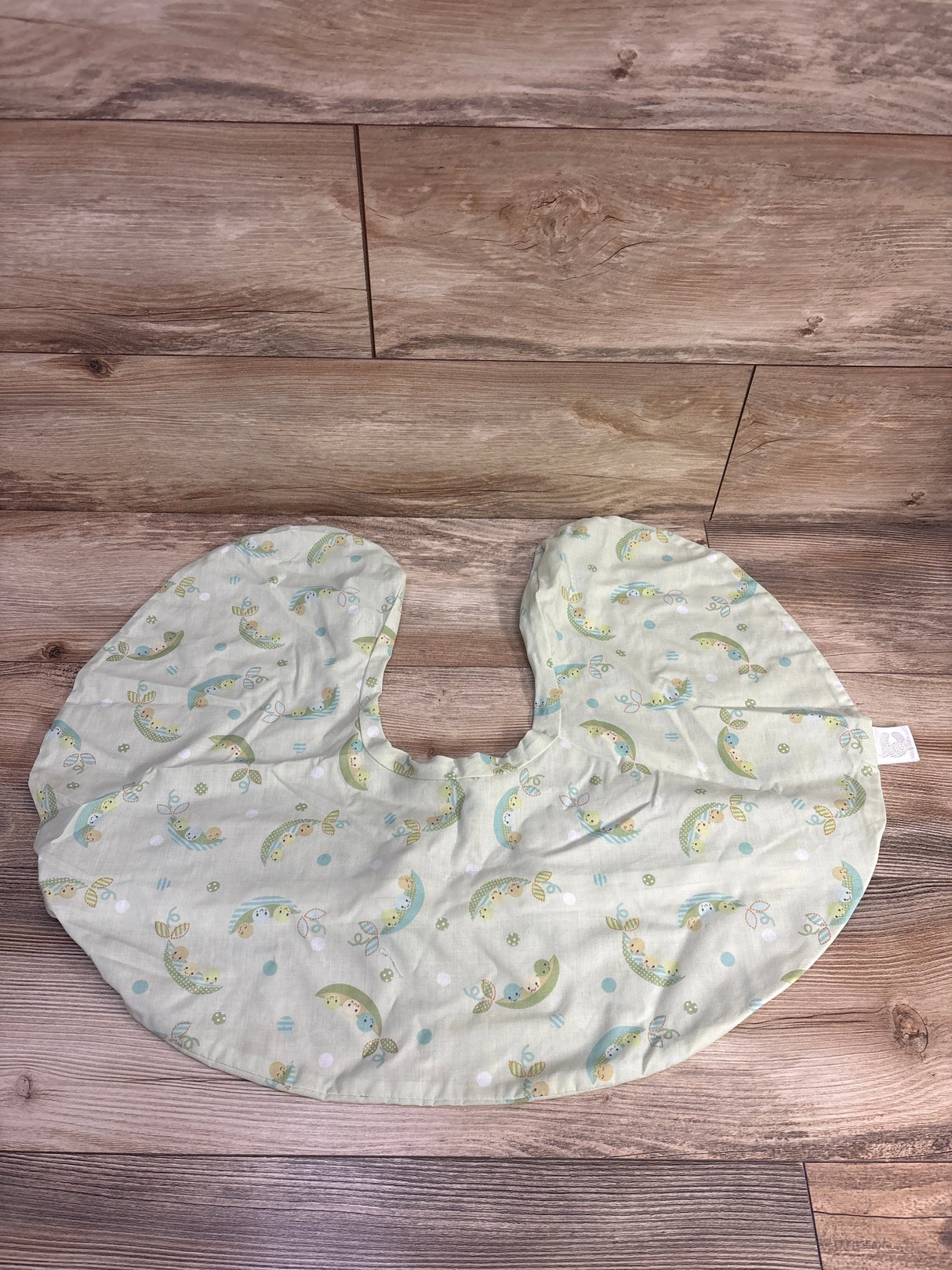 Boppy Nursing Pillow Cover Pea Green