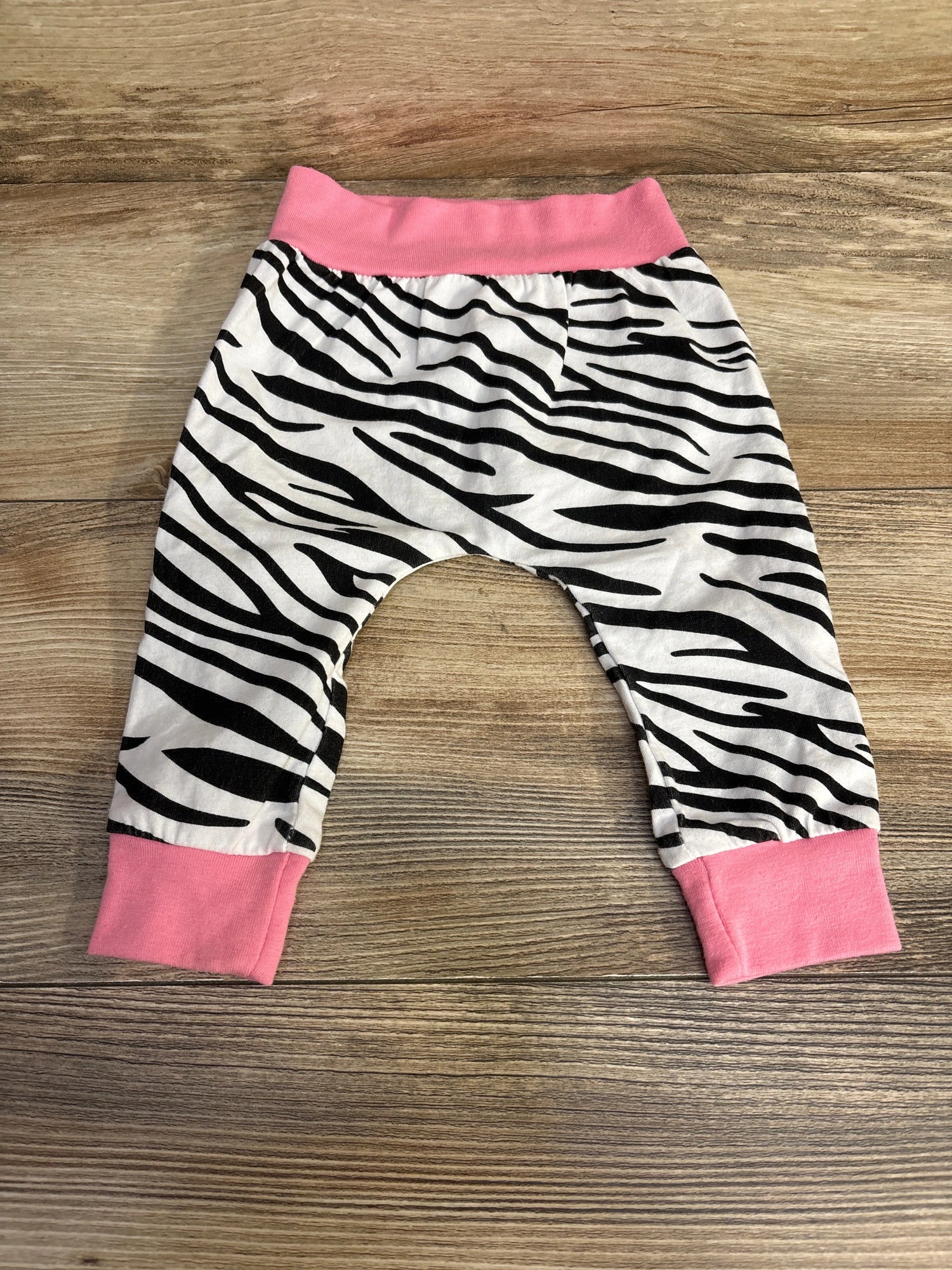 Pull On Pants White sz 3-6m - Me n Mommy To Be