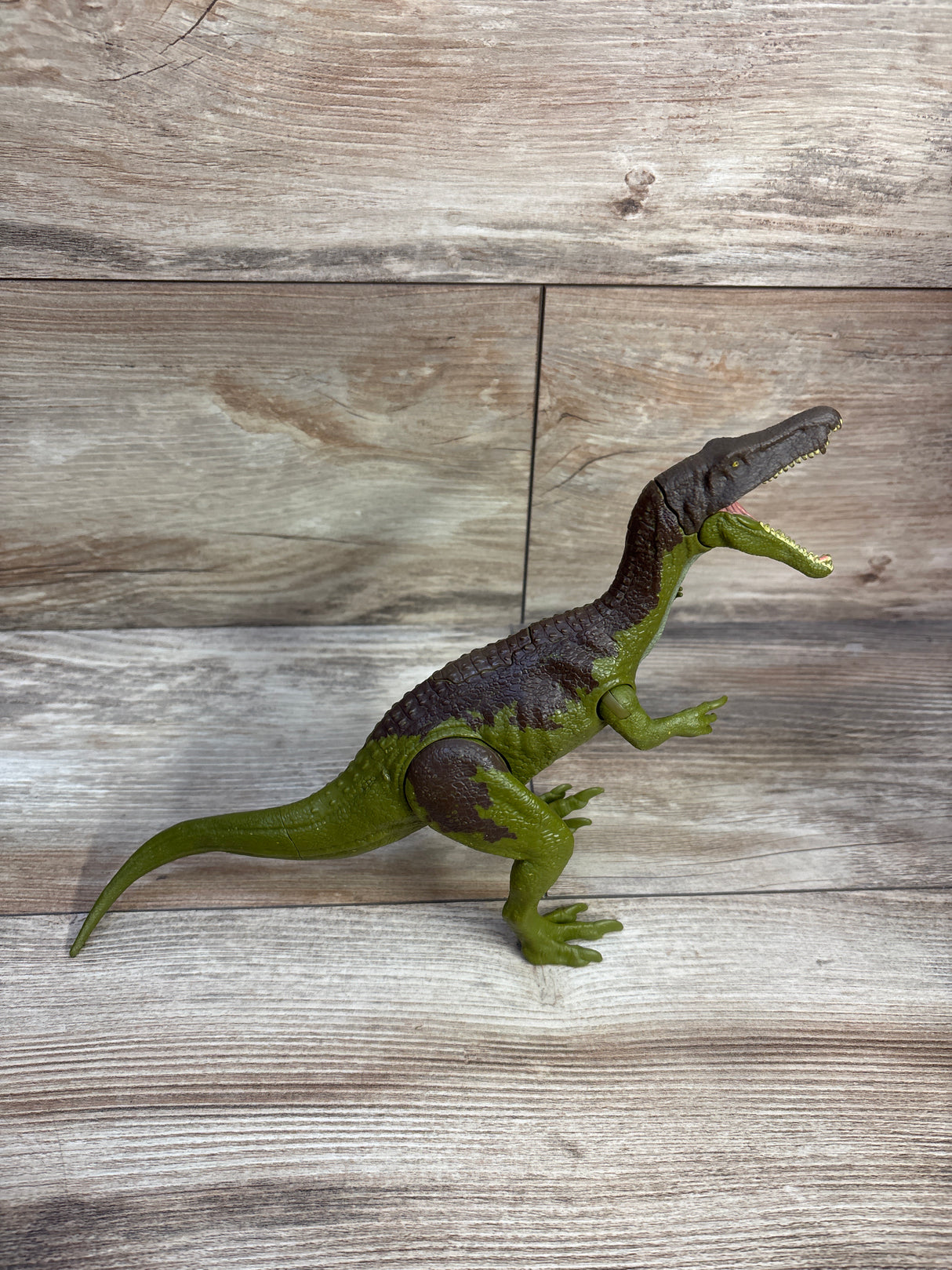 Jurassic World Camp Cretaceous Roar Attack Baryonyx Limbo Action Figure