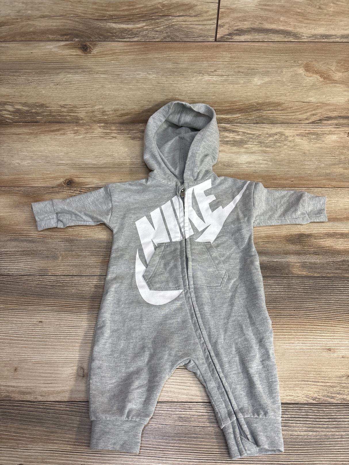 Nike Play All Day Hooded Coverall in Grey sz 3m