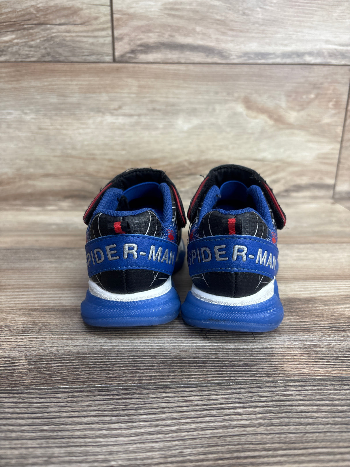 Marvel Spider-Man Light Up Sneakers sz 7c