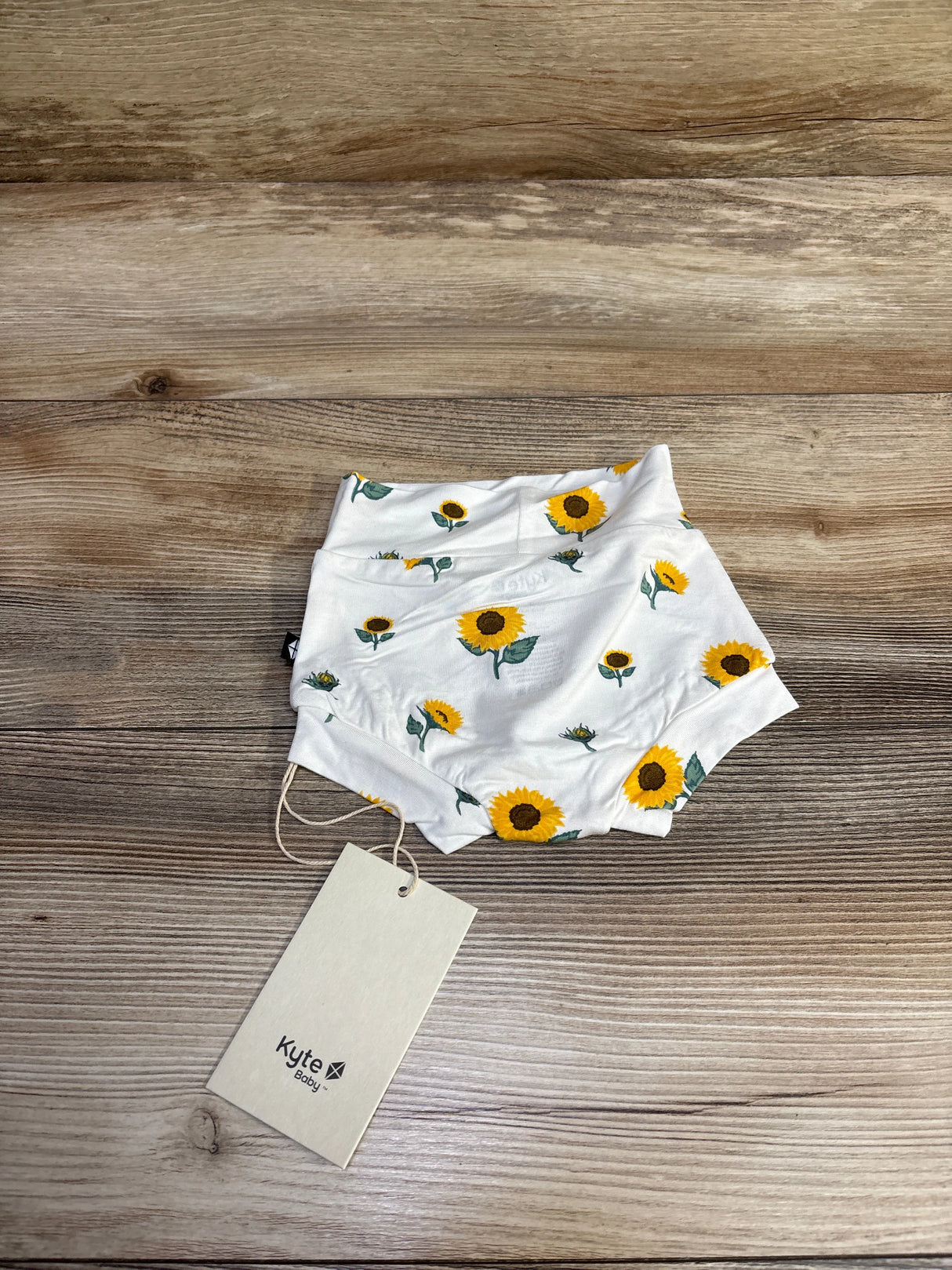 NEW Kyte Baby Sunflower Bamboo Bummie White sz 3-6m