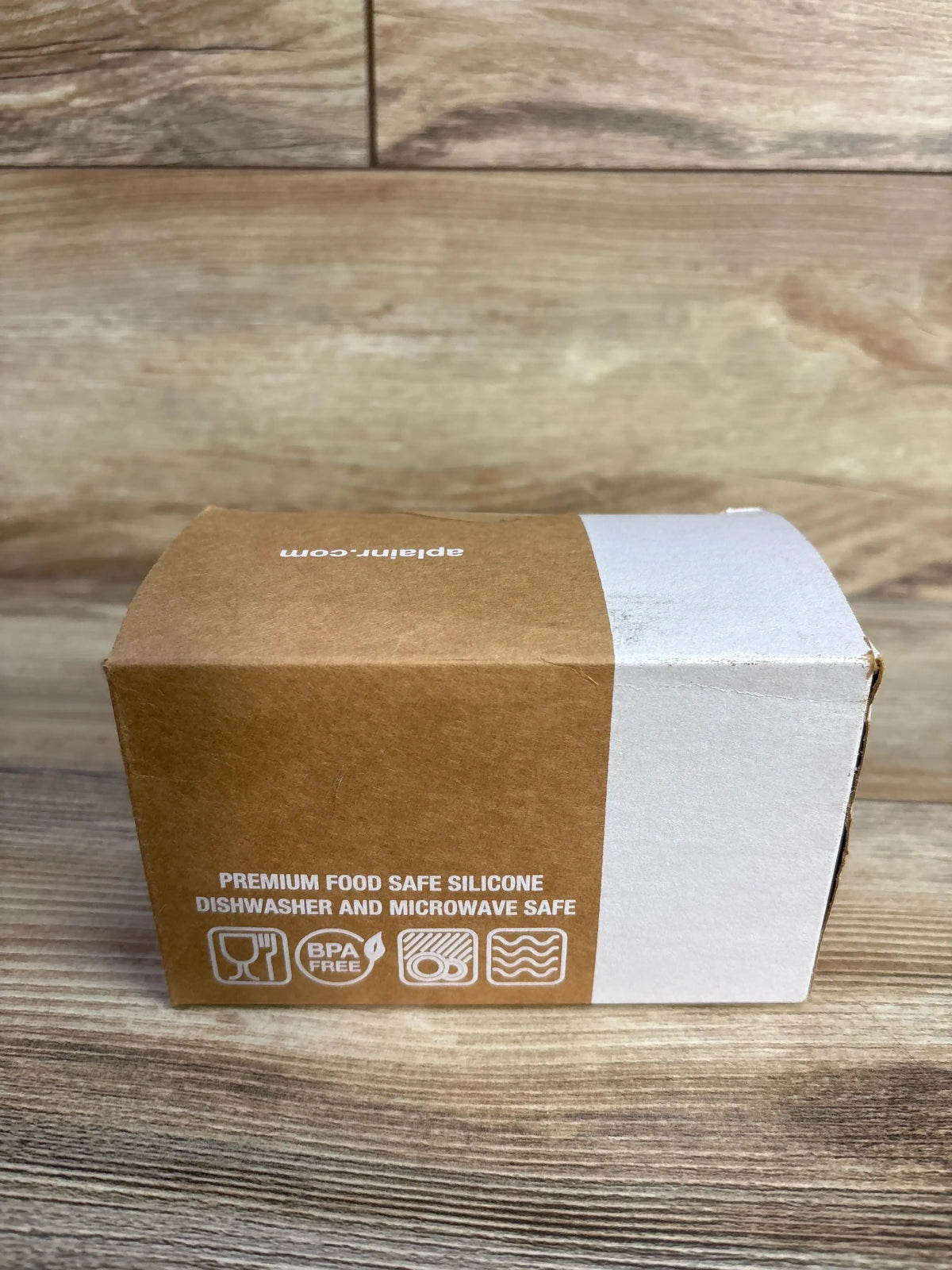 APLAINR pink Grip Cup training cup box showing food safe silicone and dishwasher and microwave safe