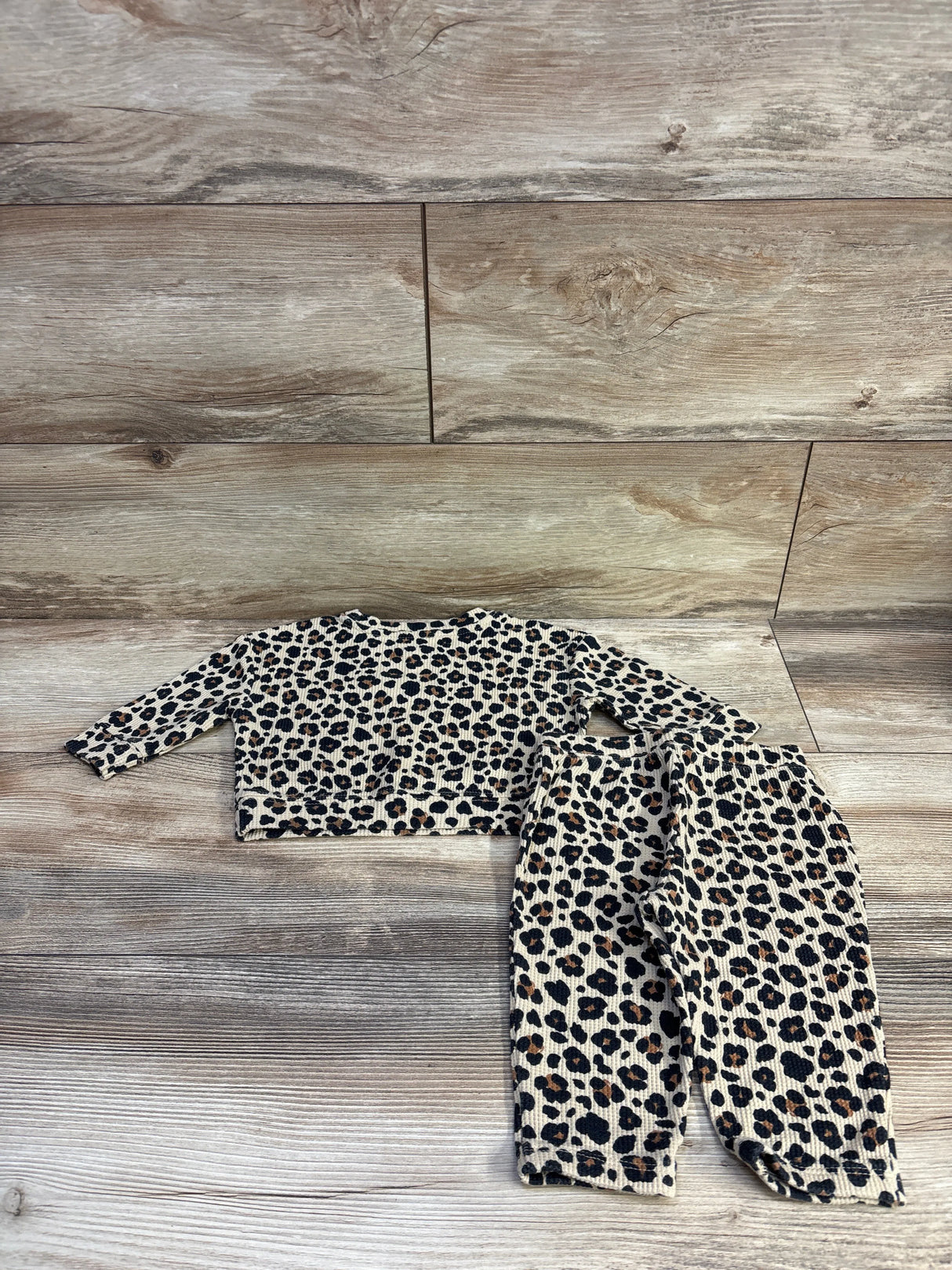 Cat & Jack 2pc Waffle Knit Leopard Shirt & Pants Set Tan sz 3-6m