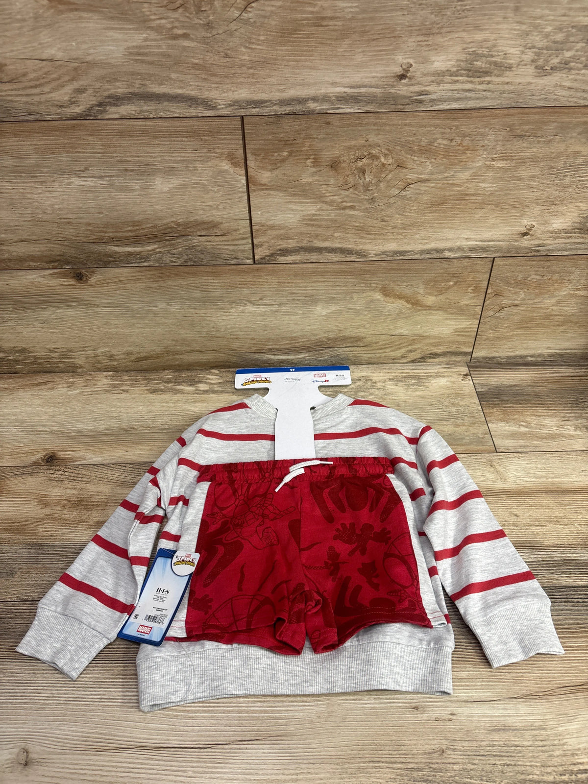 New Me n Mommy To Be Marvel Spider-Man grey striped pouch sweatshirt and red shorts set, size 2T.