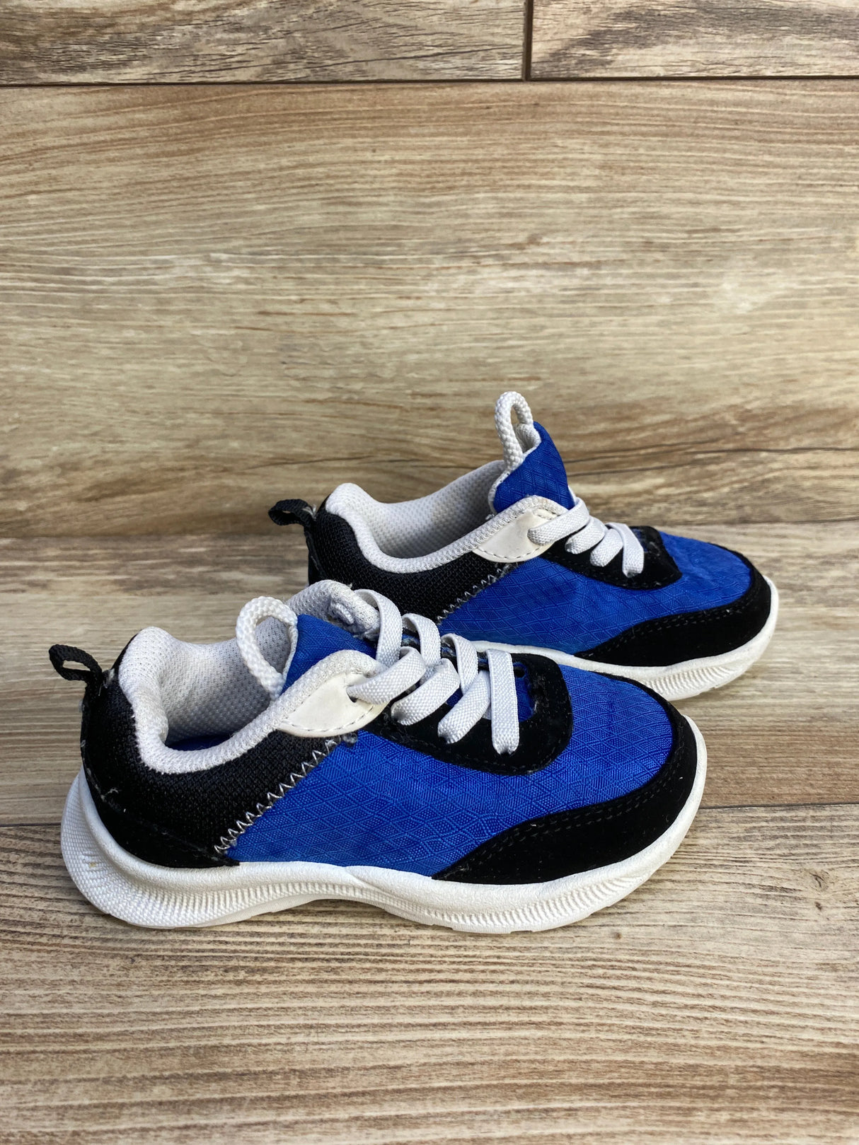 Oshkosh Ajax Sneakers Blue sz 7c - Me n Mommy To Be