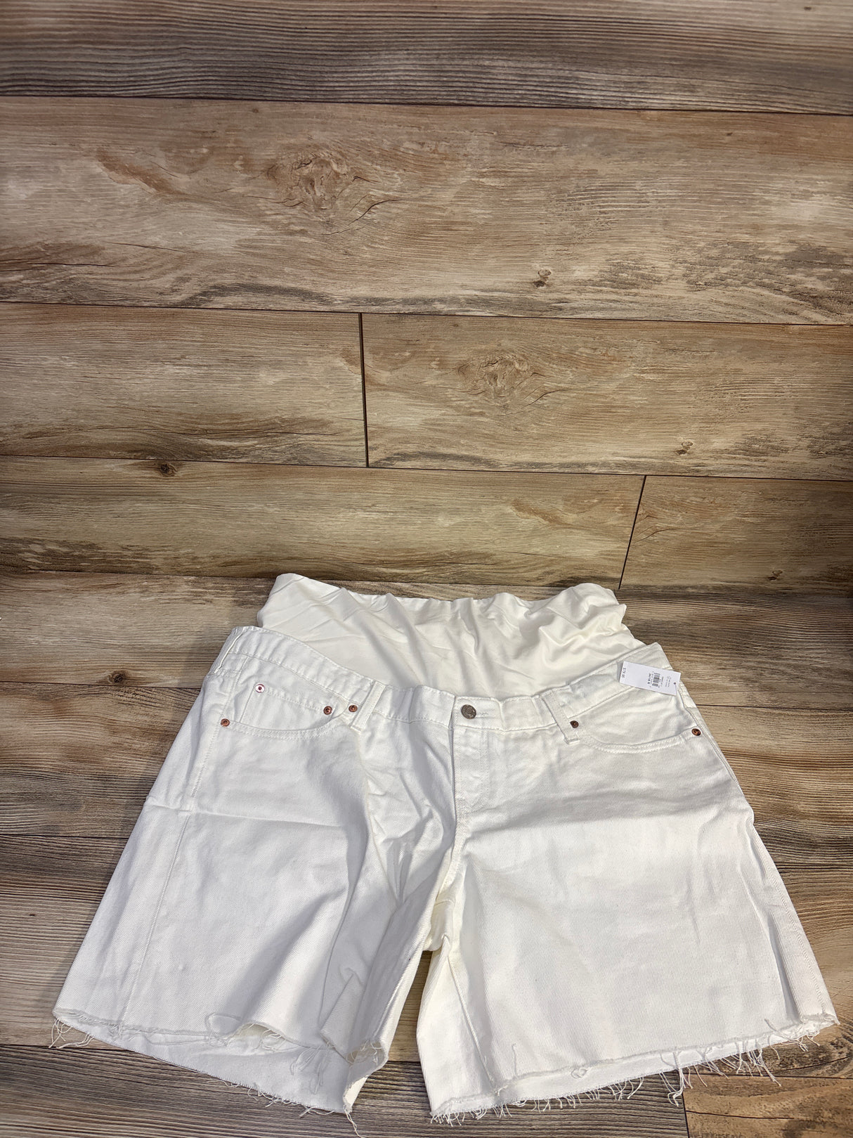 NEW Gap Maternity 7" Maternity Full Panel Denim Bermuda Shorts White sz XL (34/18R)