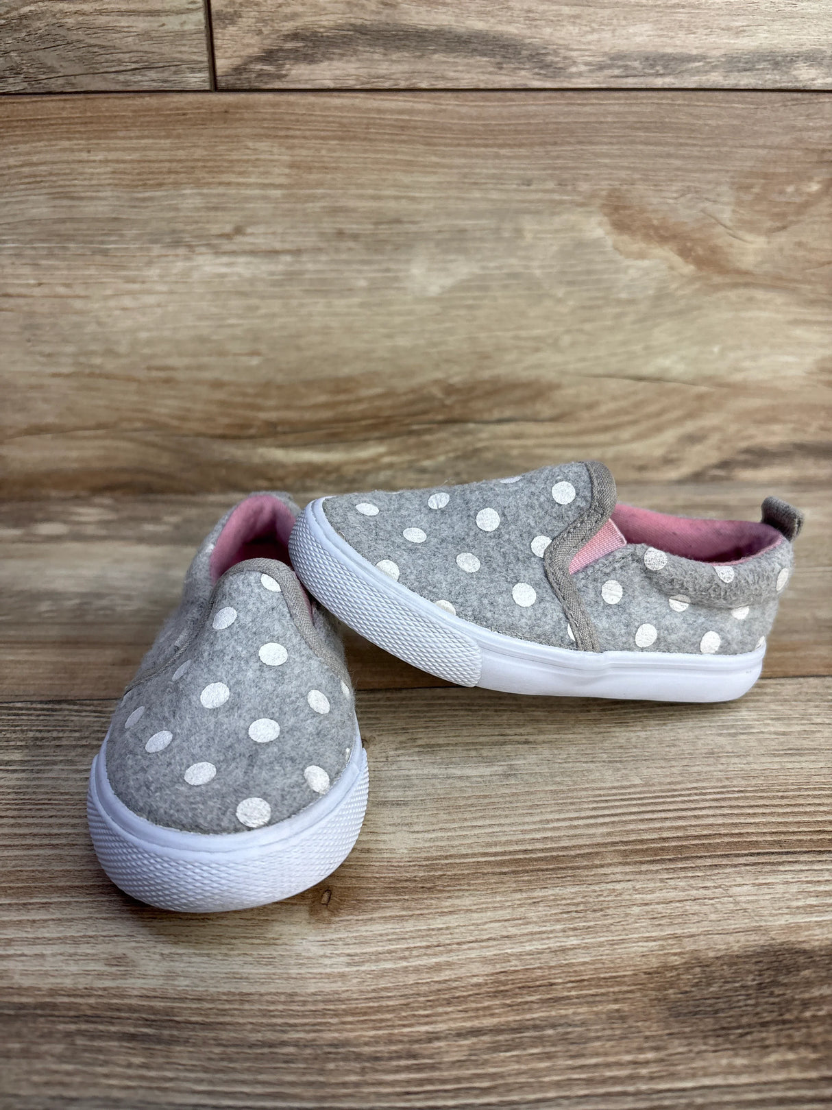 Cat & Jack Alexus Slip-On Sneakers, Grey Polka Dot sz 6c