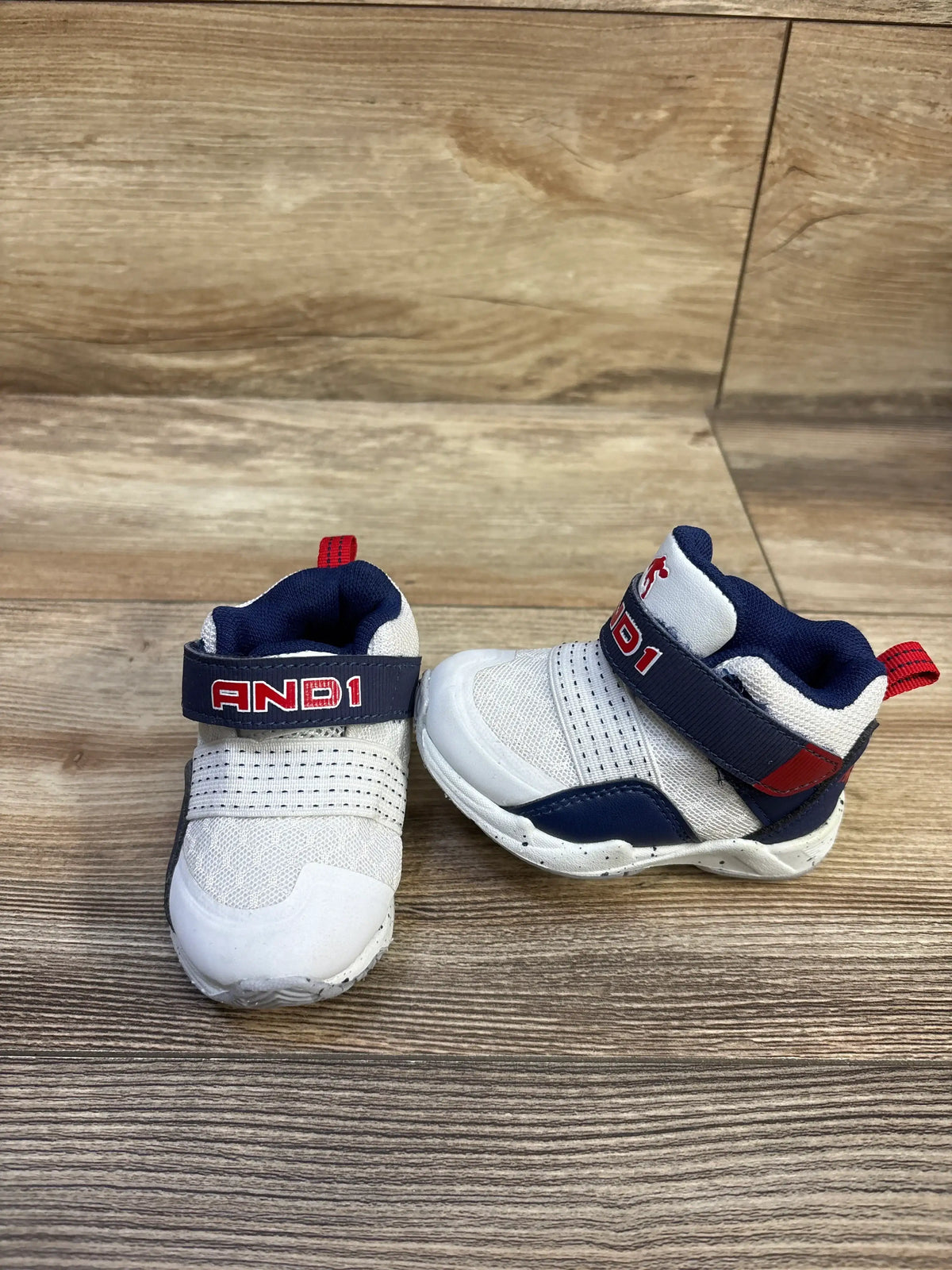 Pair of white, blue, and red Me n Mommy To Be AND1 Blindside 2.0 basketball sneakers size 3c.