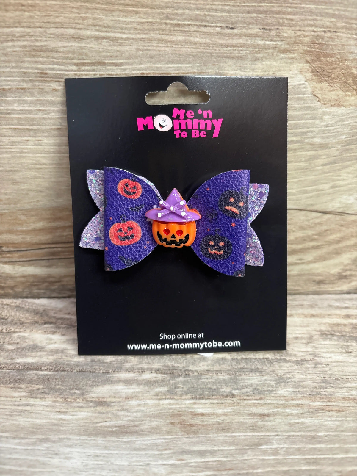 Purple glitter hair bow with pumpkin applique and purple witch hat by Me n Mommy To Be