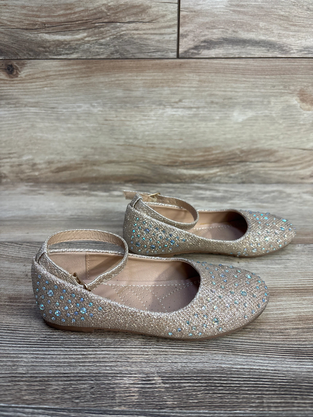 Tahari Jem Sandals Tan sz 10c - Me n Mommy To Be