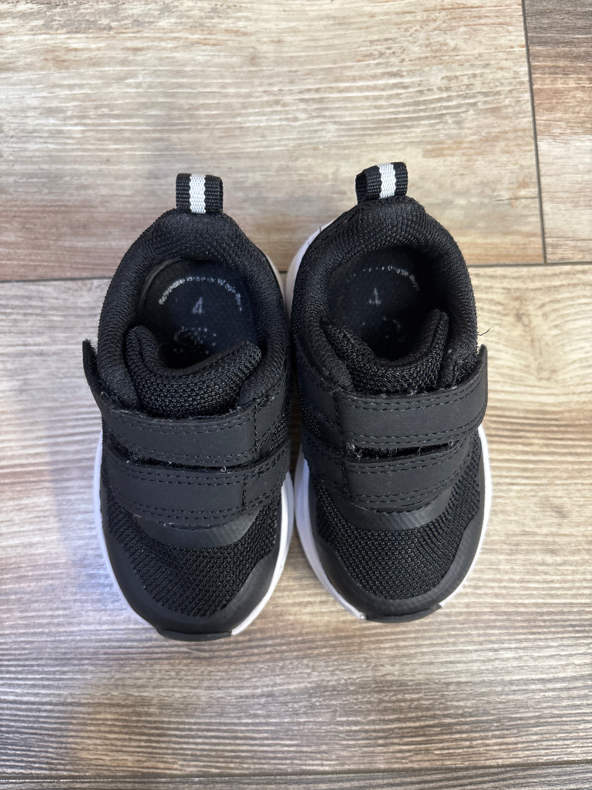 Athletic Works Mesh Jogger Sneakers Black sz 4c
