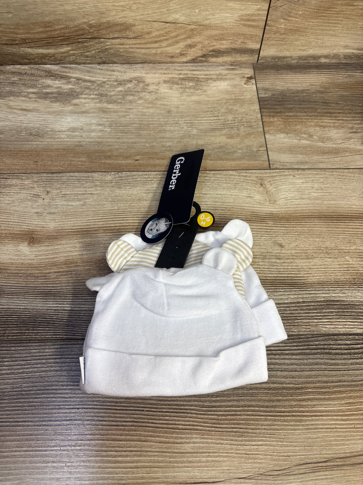 NEW Gerber 3pk Caps White sz 0-6m