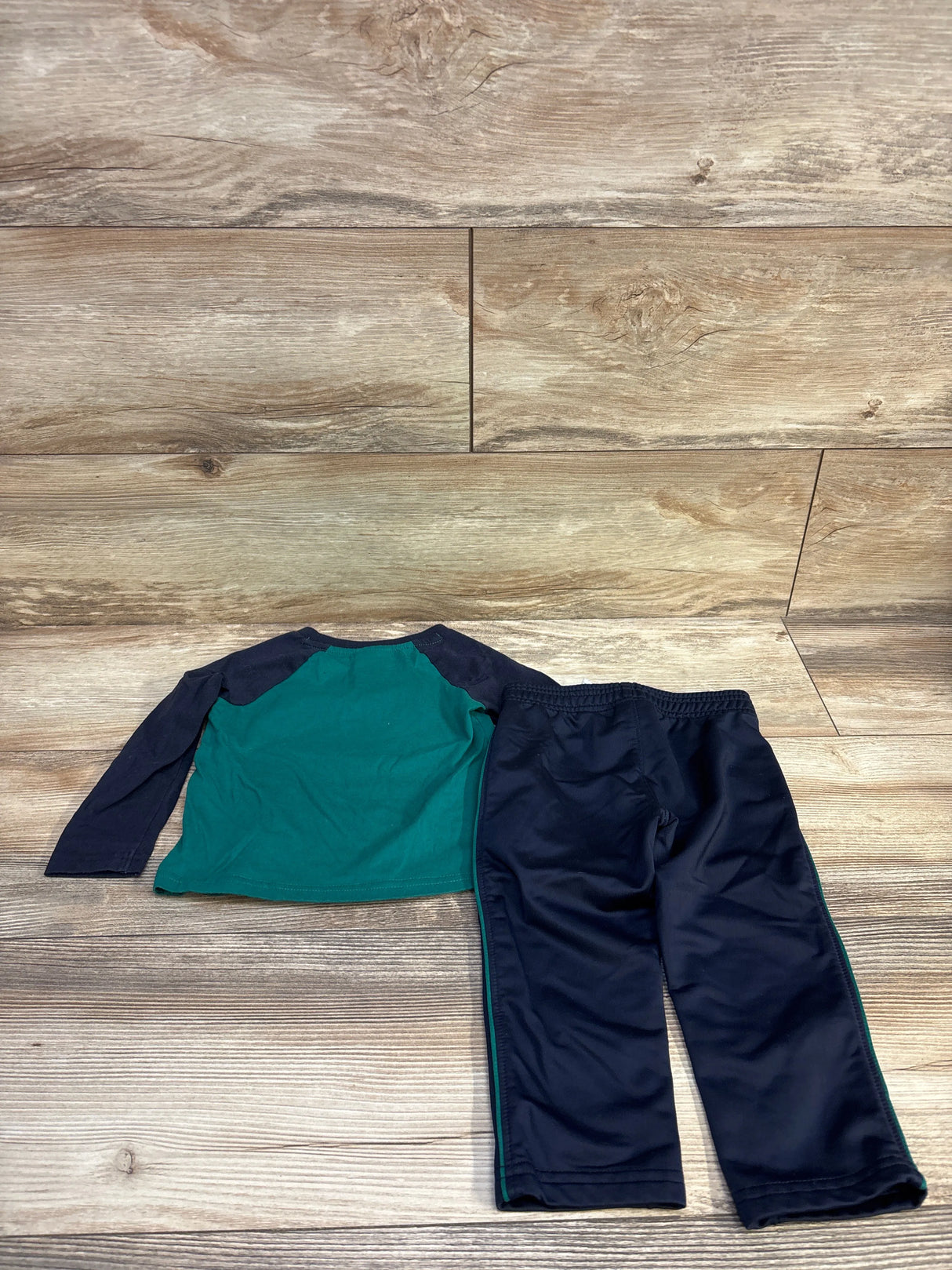 Puma 2pc Shirt & Joggers Navy sz 18m