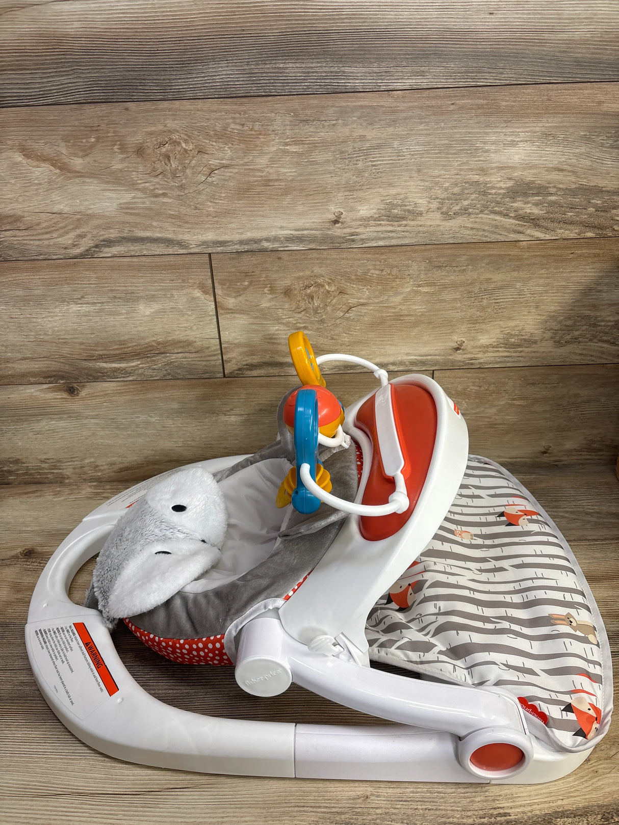 Fisher-Price Baby Deluxe Sit-Me-Up Floor Seat with Toy Bar - Fox