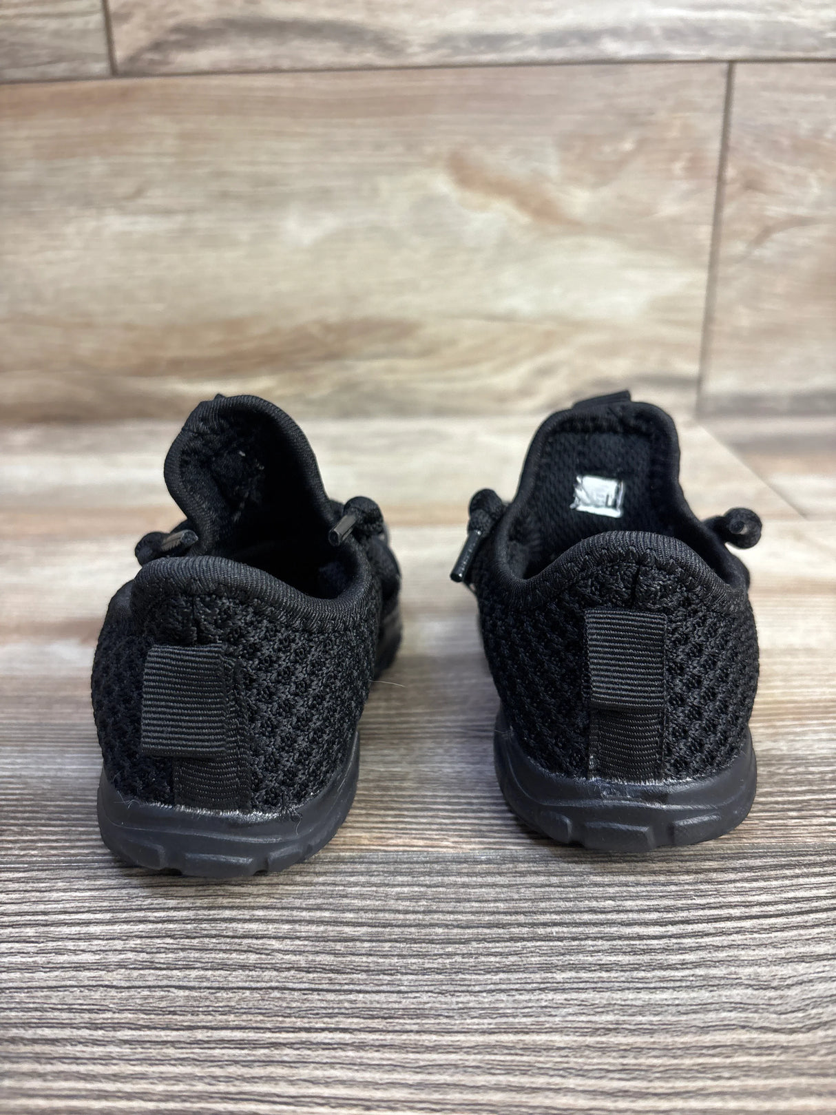 Breathable Bungee Lace Sneakers, Black sz 4/5c