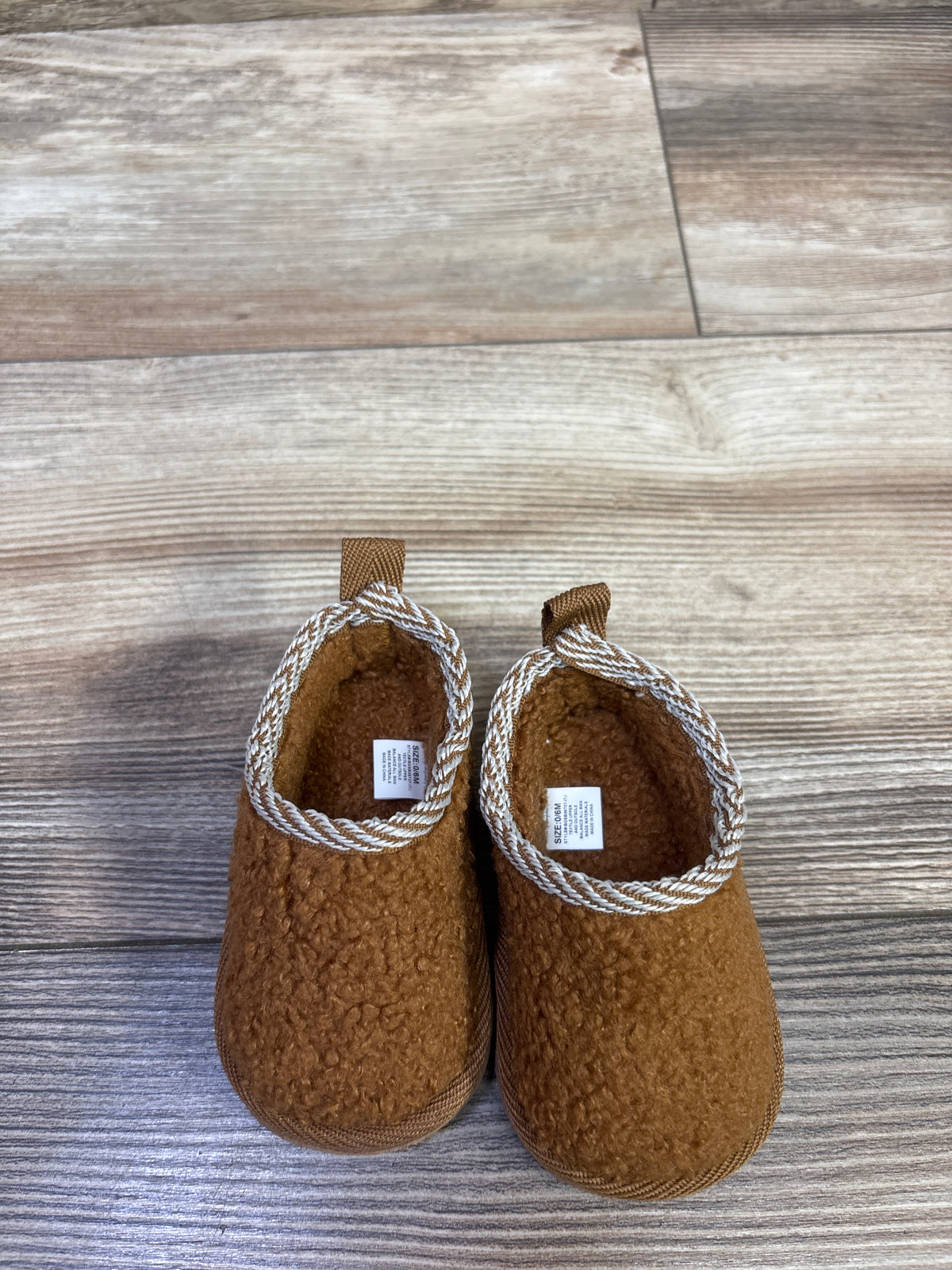 Bearpaw Sherpa Tabitha Slippers Brown sz 1/2c