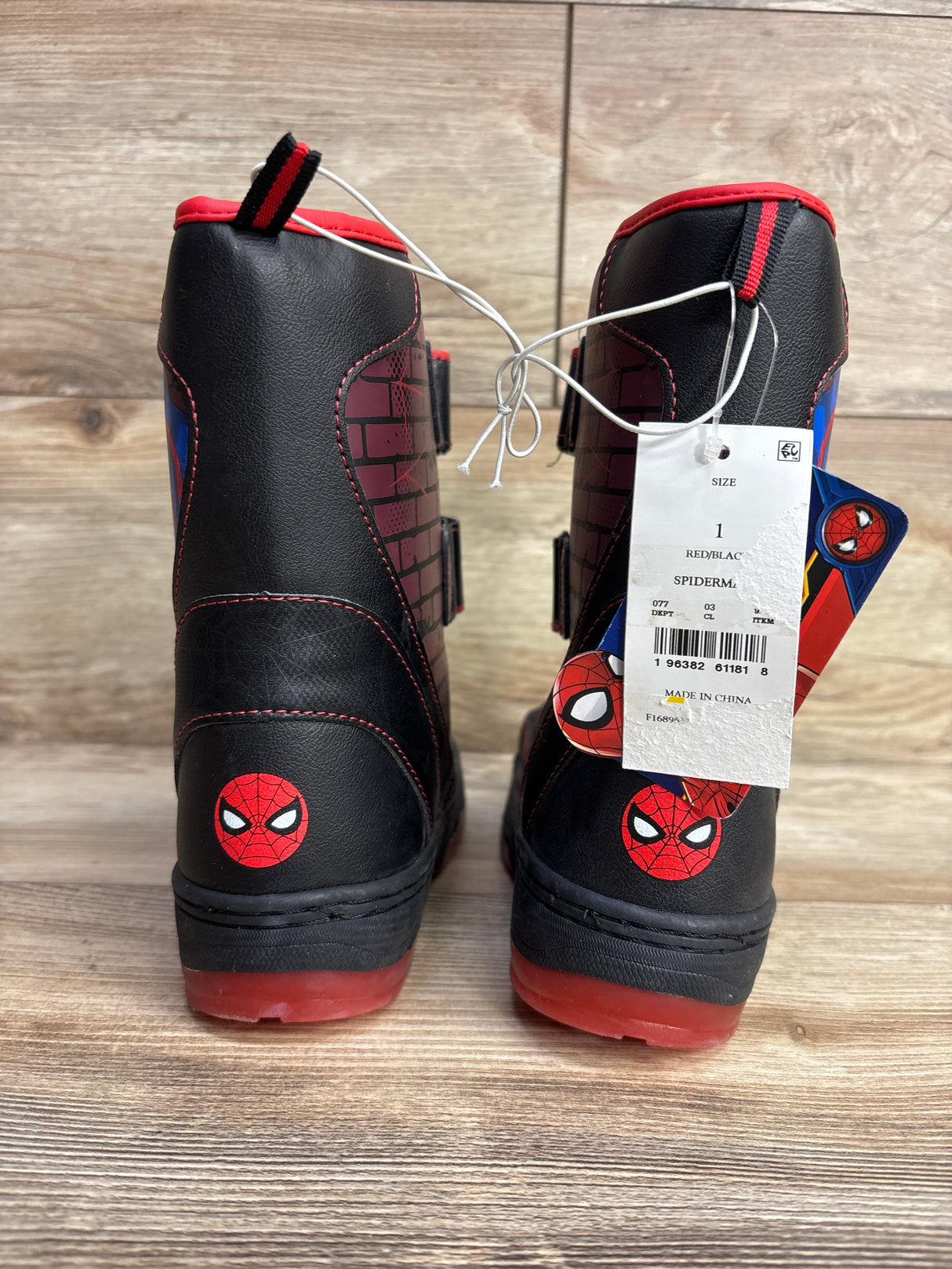NEW Marvel Spider-Man Light-Up Winter Boots Black sz 1Y