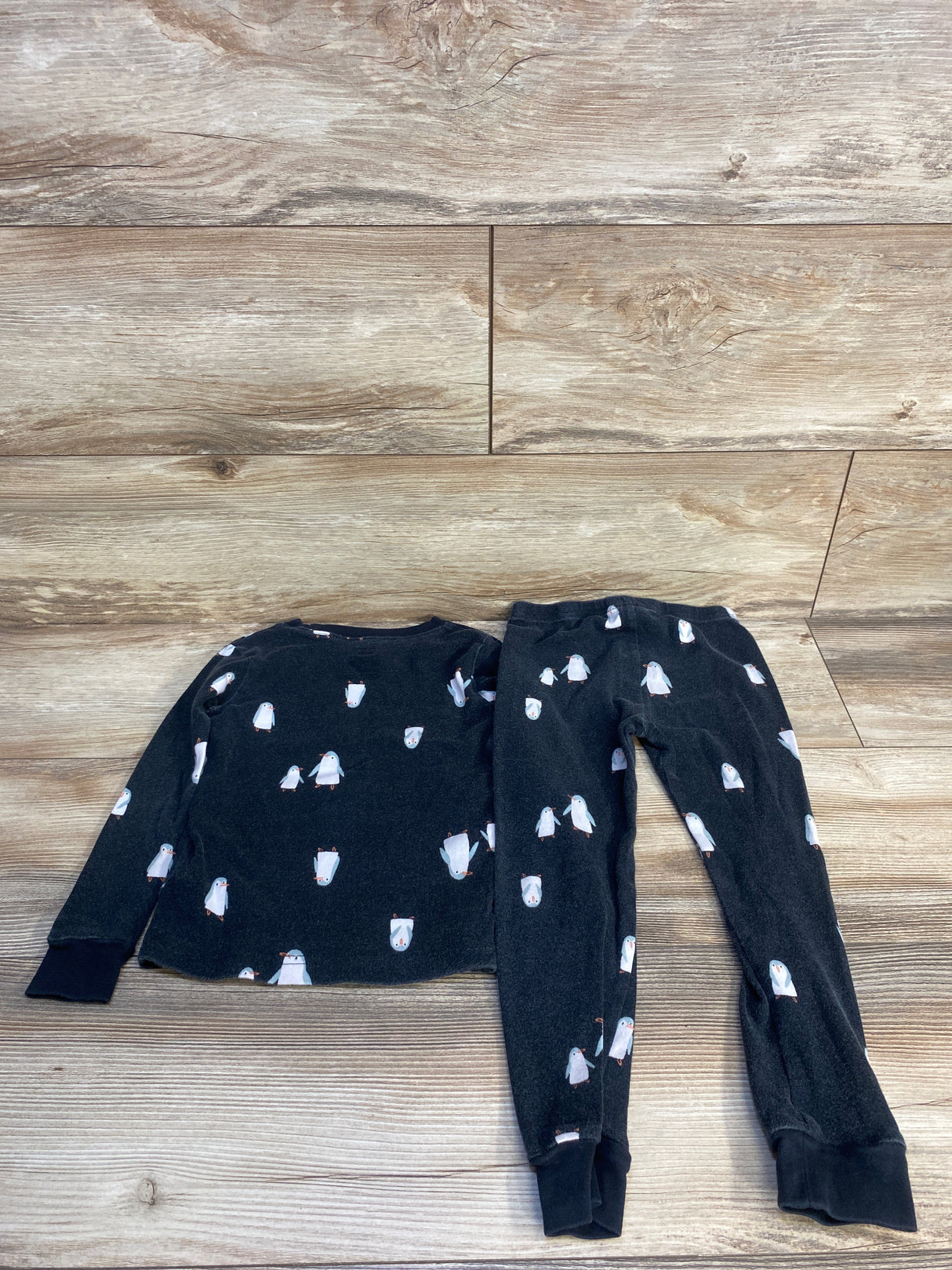 Carter's 2pc Penguin Pajama Set Black sz 5T