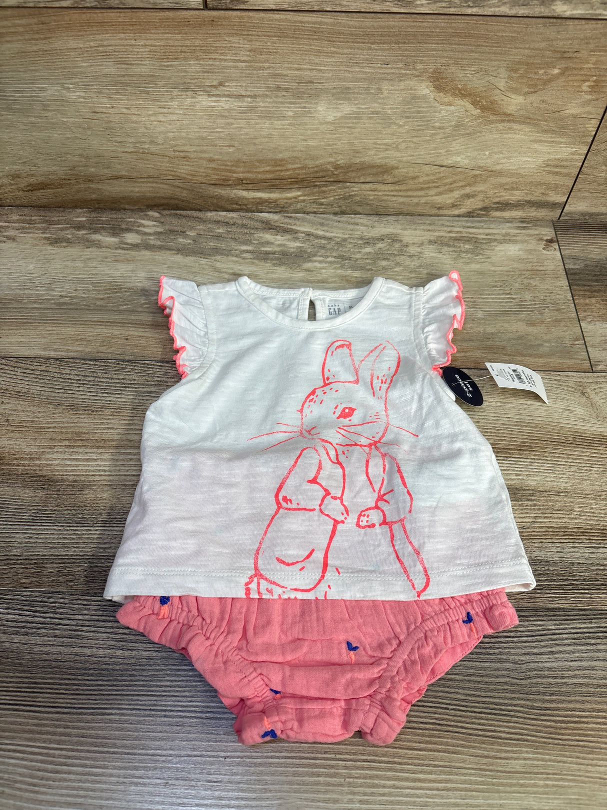 NEW Baby Gap x Peter Rabbit 2pc T-Shirt & Bloomer Shorts Outfit Set White sz 6-12m