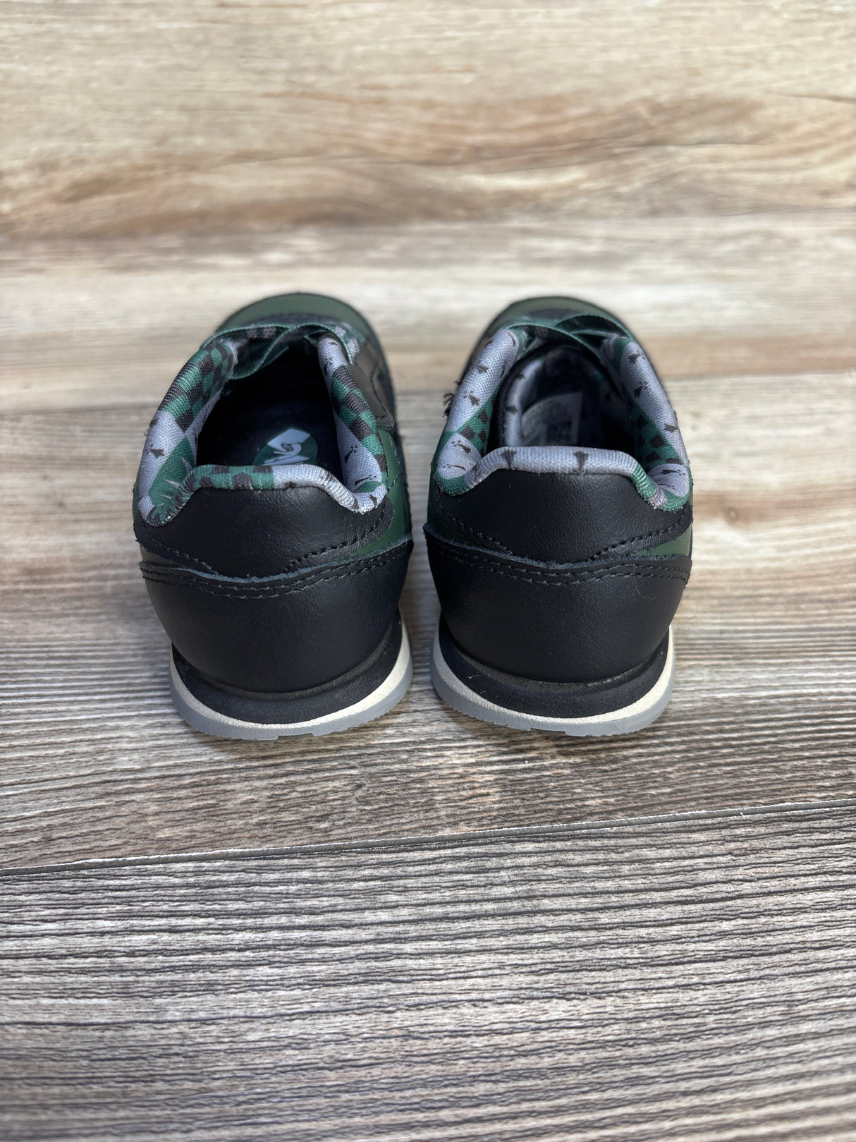 Reebok Pre School Harry Potter Slytherin Sneakers Green sz 8c