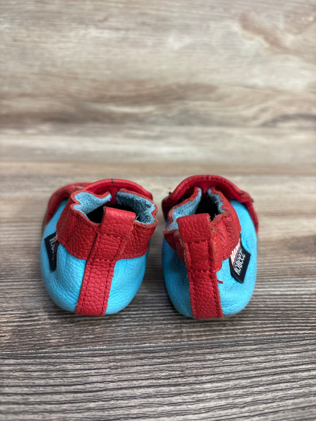 Robeez x Marvel Little Web Crawlers Crib Shoes Red sz 2c