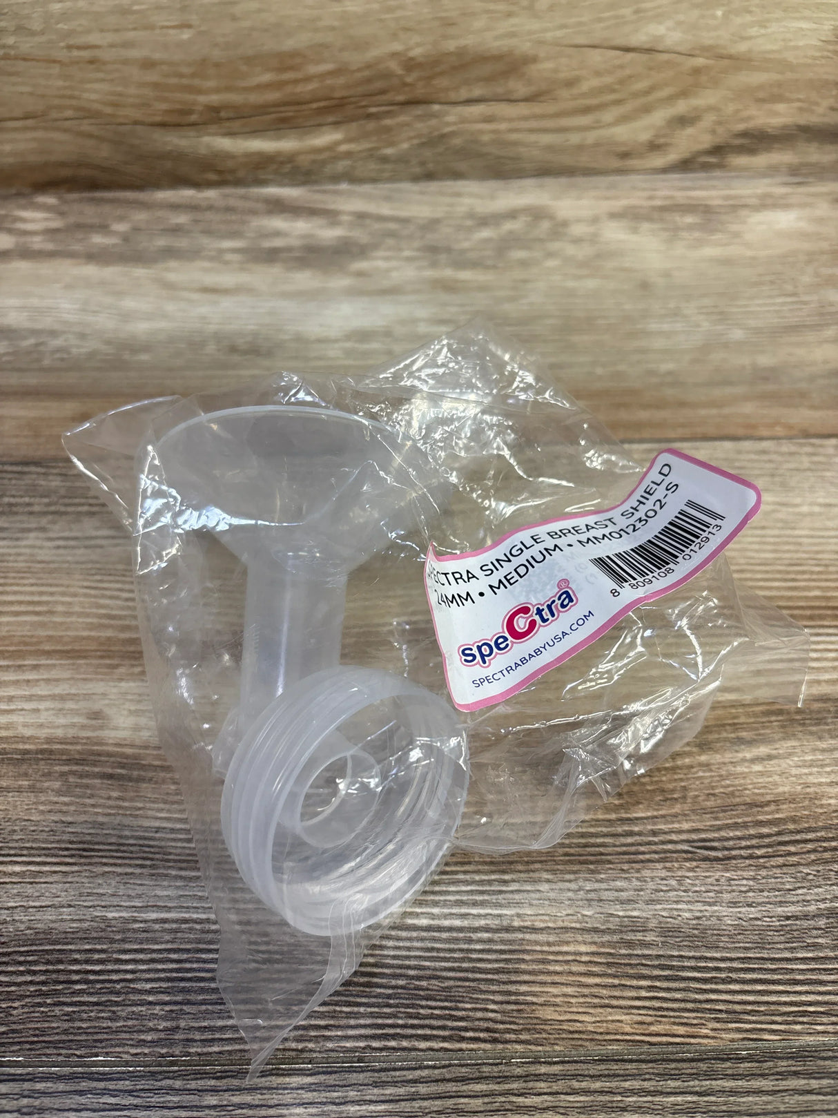 NEW Spectra Single Breast Shield Medium 24mm