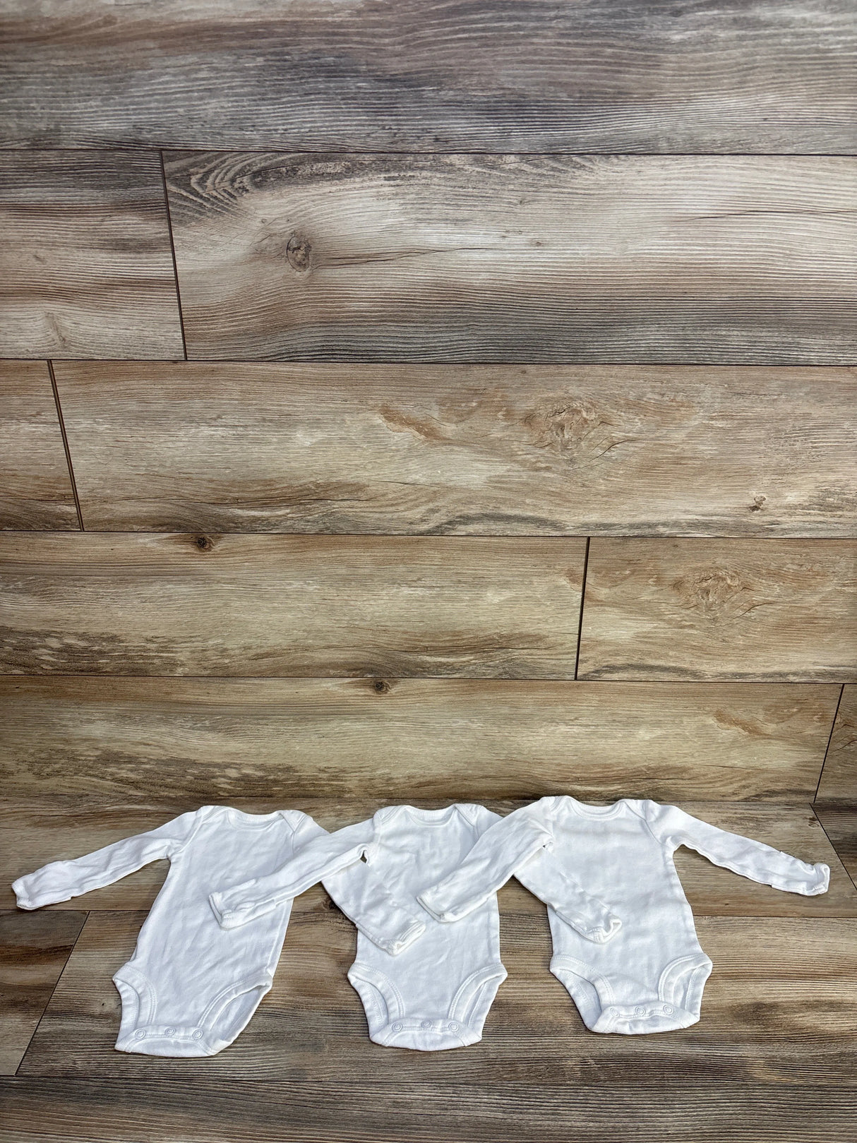 Just One You 3pk Long Sleeve Bodysuits White sz Newborn