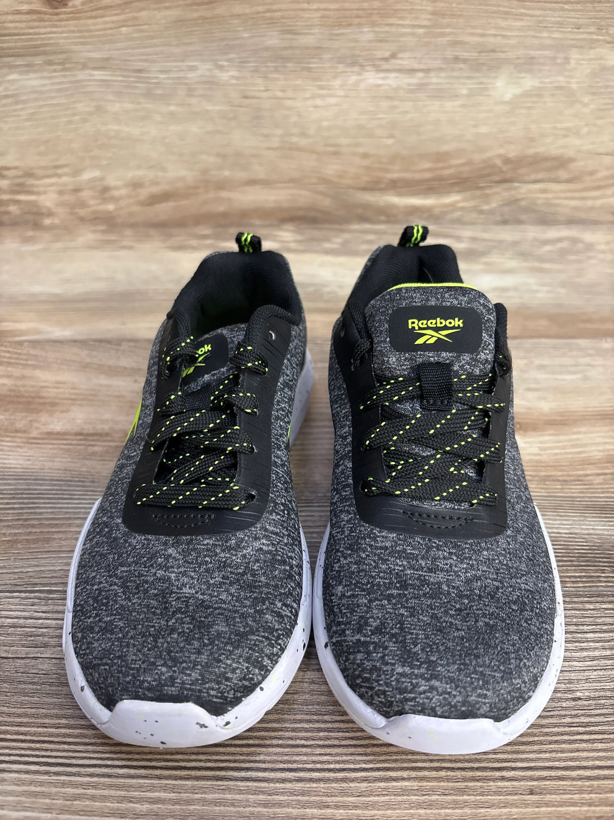 Reebok Flex Knit Training Sneakers Grey sz 1Y