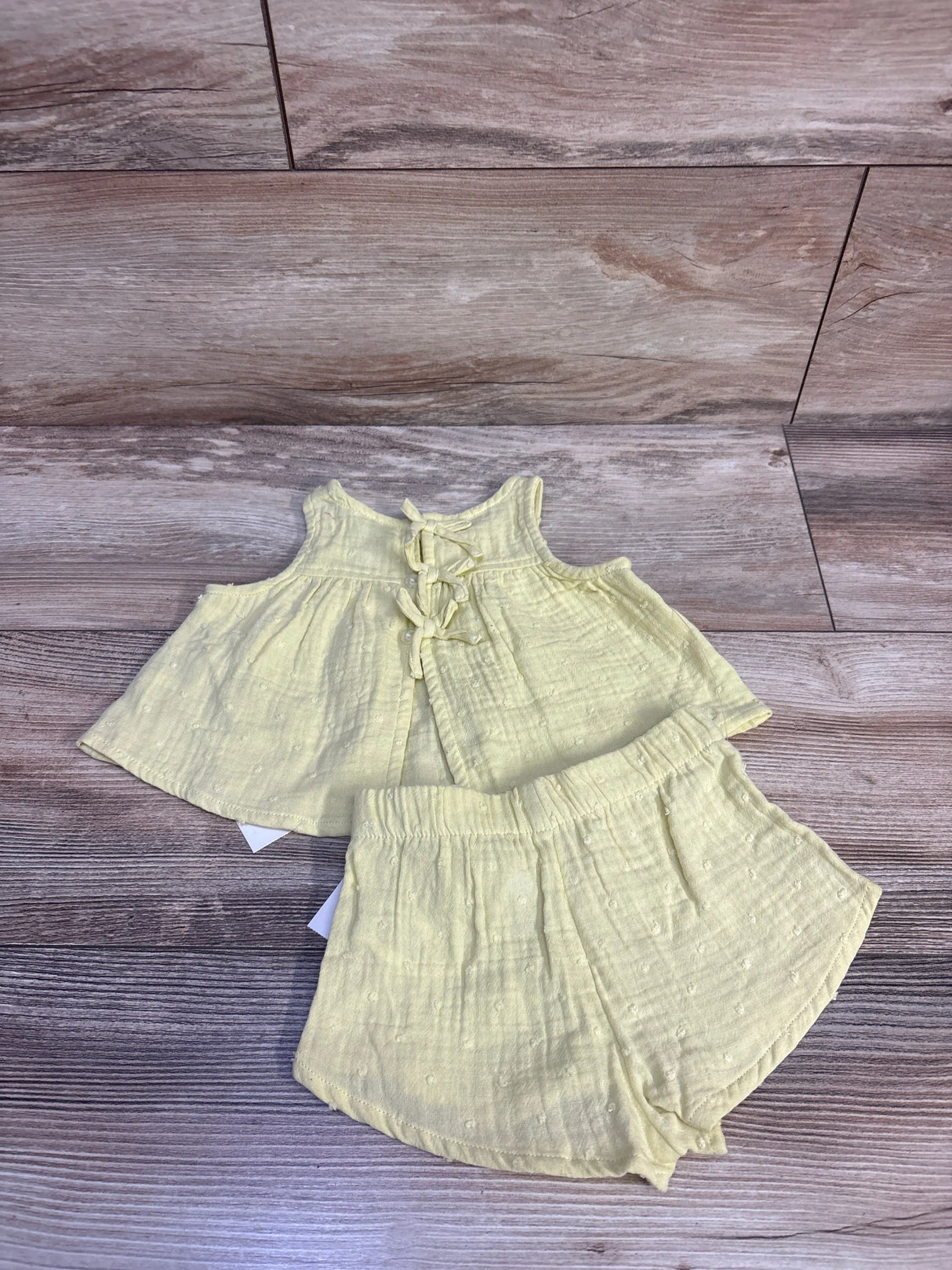 NEW Cloud Island 2pc Gauze Swiss Dot Top & Shorts Set Yellow sz 0-3m