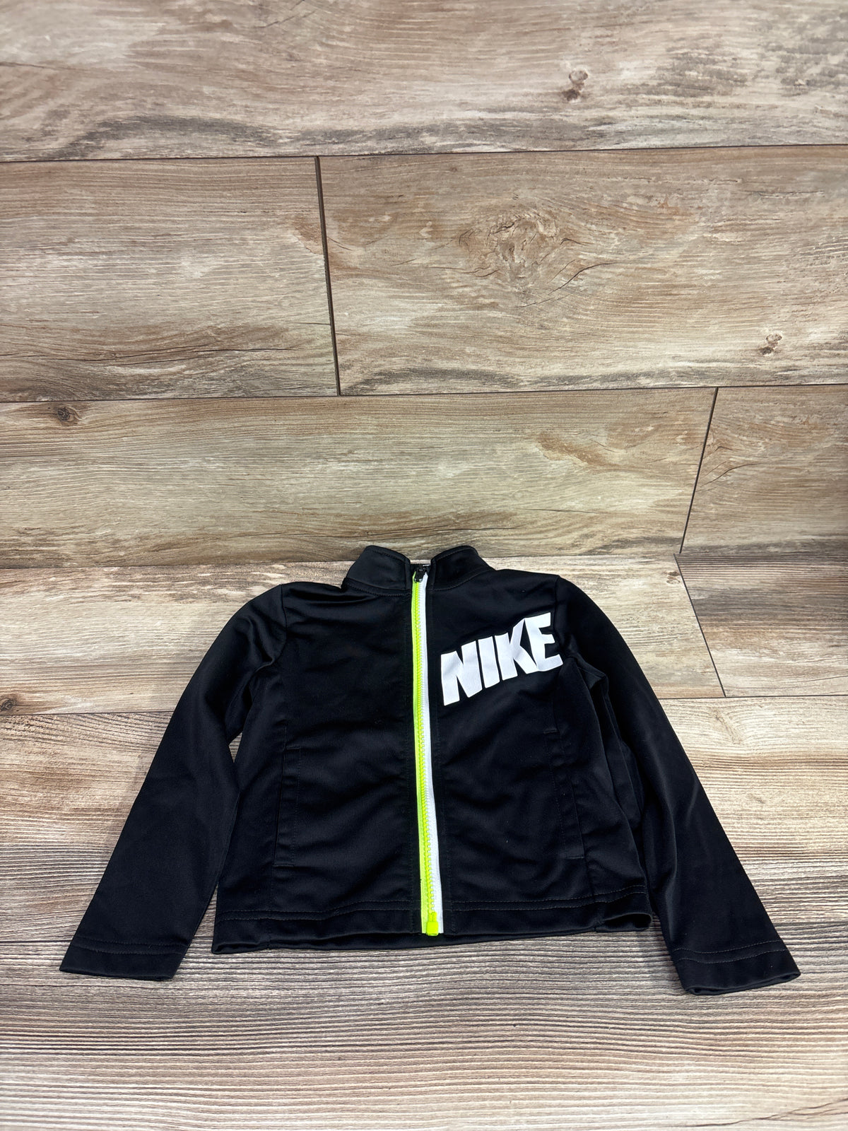 Nike Track Jacket Black sz 2T
