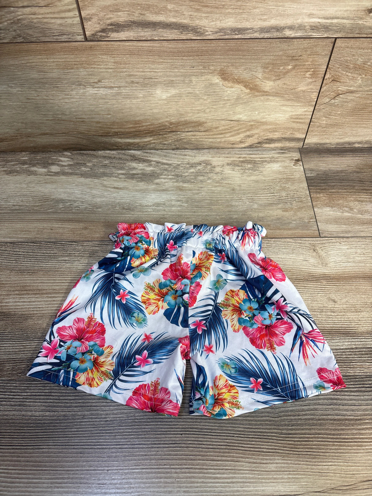 Floral Pull-On Shorts White sz 12-18m