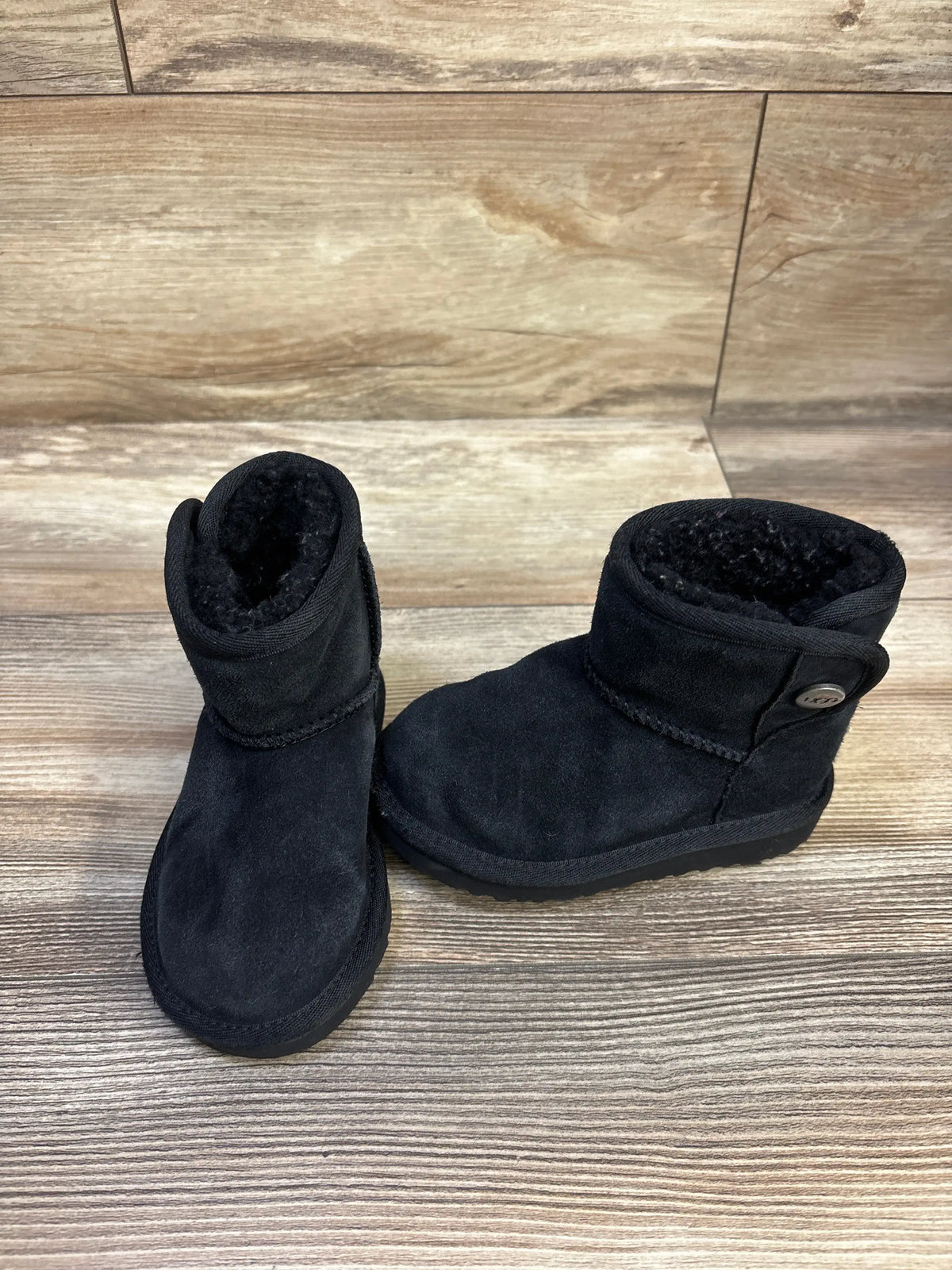 UGG Jona Boot Black sz 6c