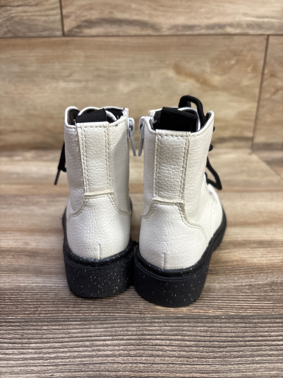 Sincerely Jules Faux-Leather Combat Boots White sz 6c