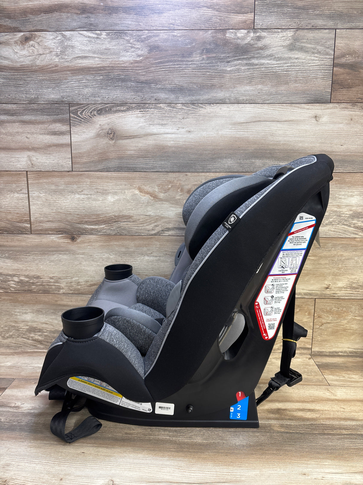 Safety 1st Grow and Go All-in-1 Convertible Car Seat in Shadow