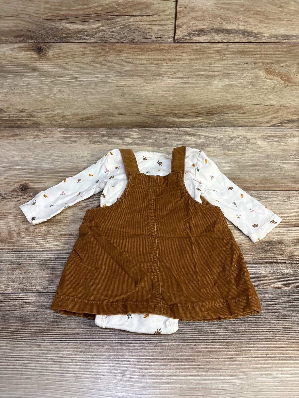 Just One You 2pc Bodysuit & Corduroy Skirtall Set White sz 3m