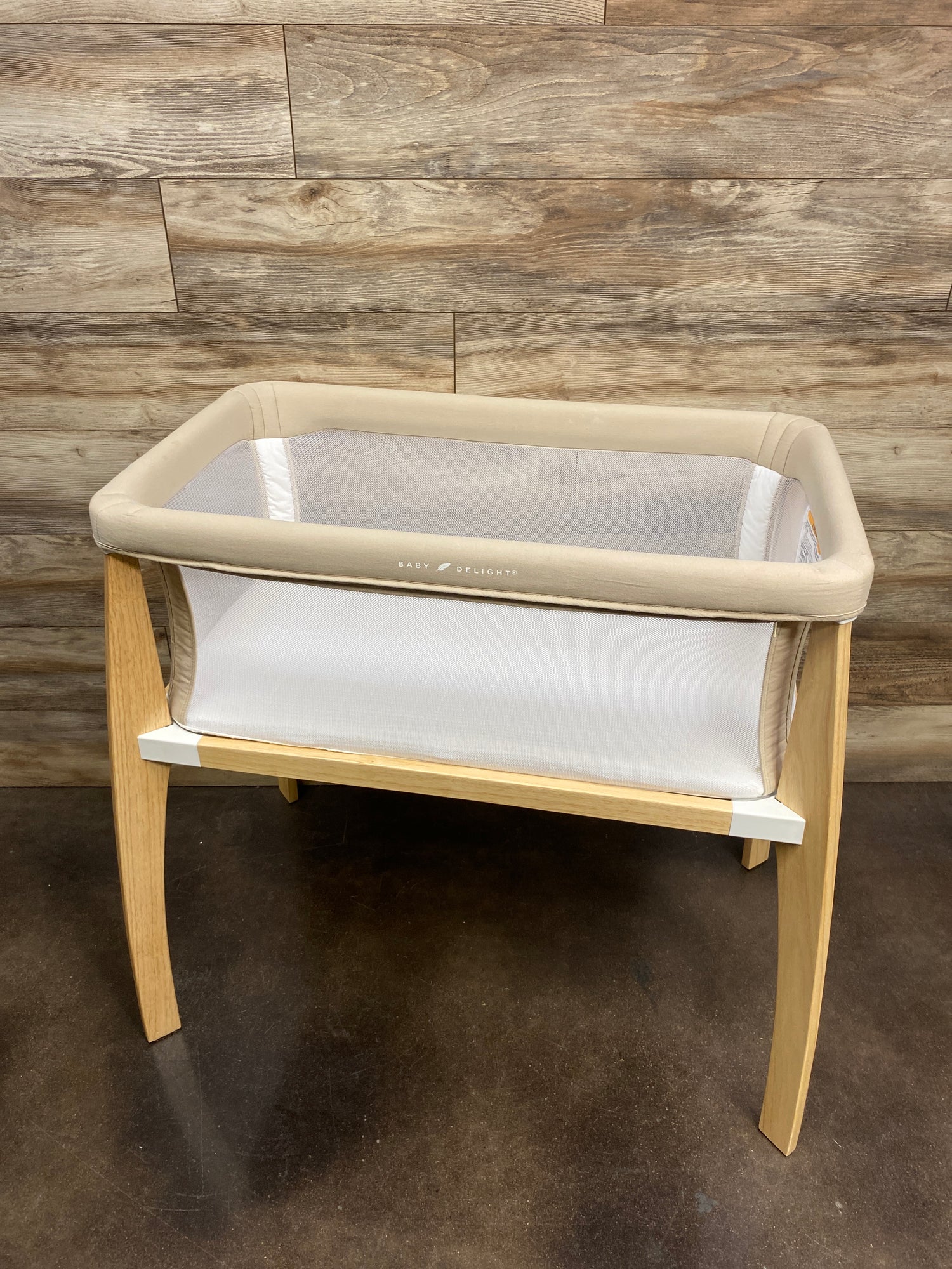 Baby Delight Heirloom Willow Wood Bassinet in Organic Oat