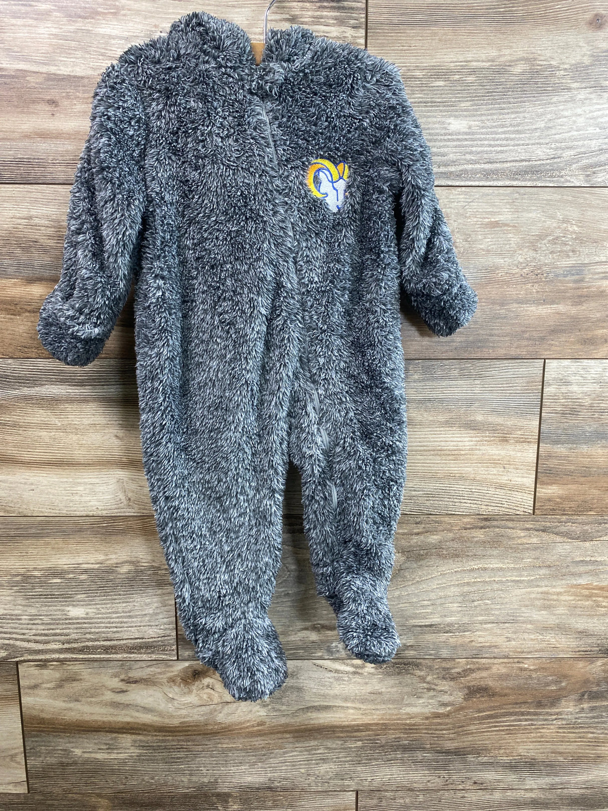 NFL Team Rams Game Nap Sleeper Grey sz 6-9m - Me n Mommy To Be