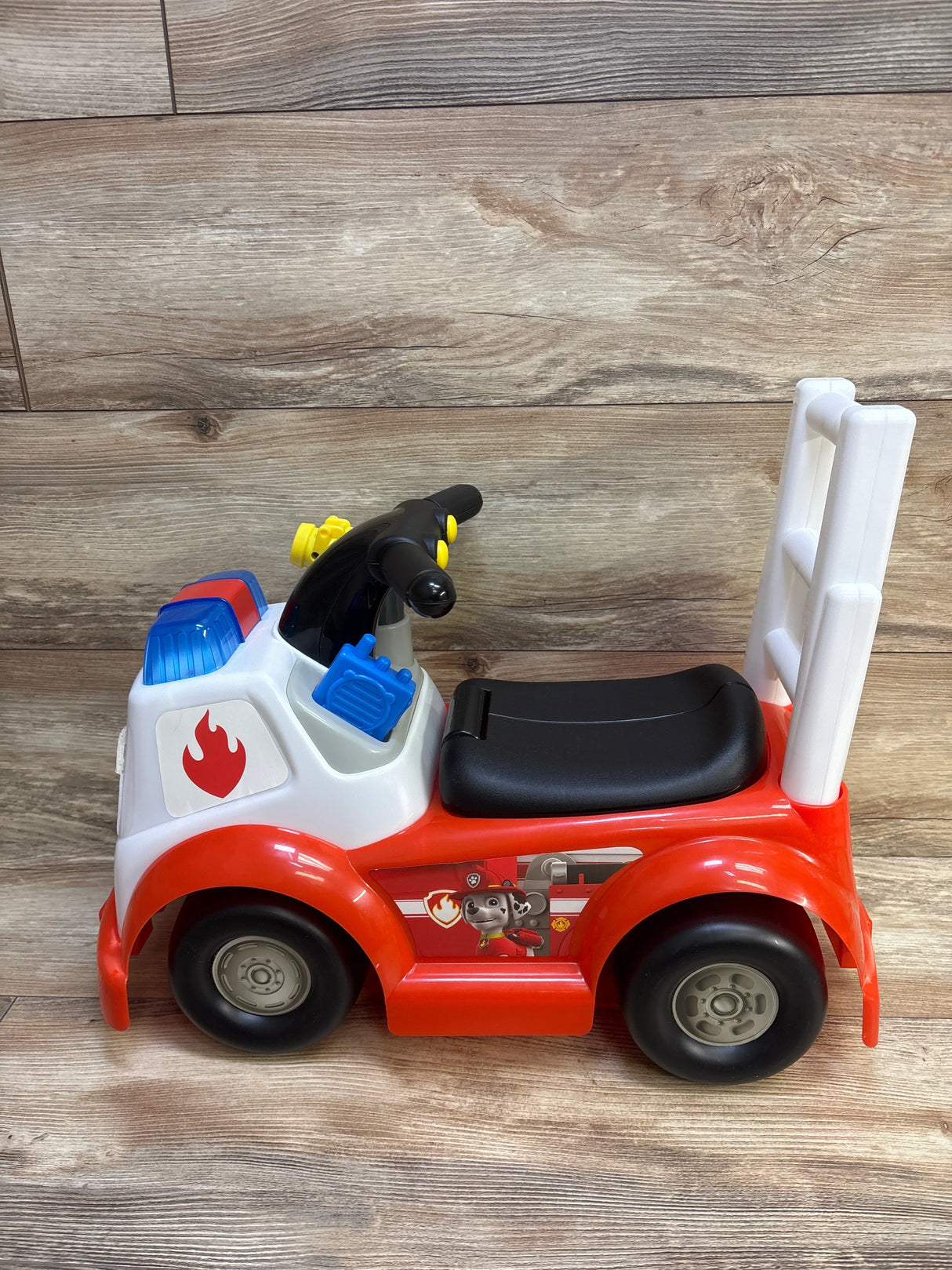 Nick Jr. PAW Patrol Marshalls Fire Truck Ride-On