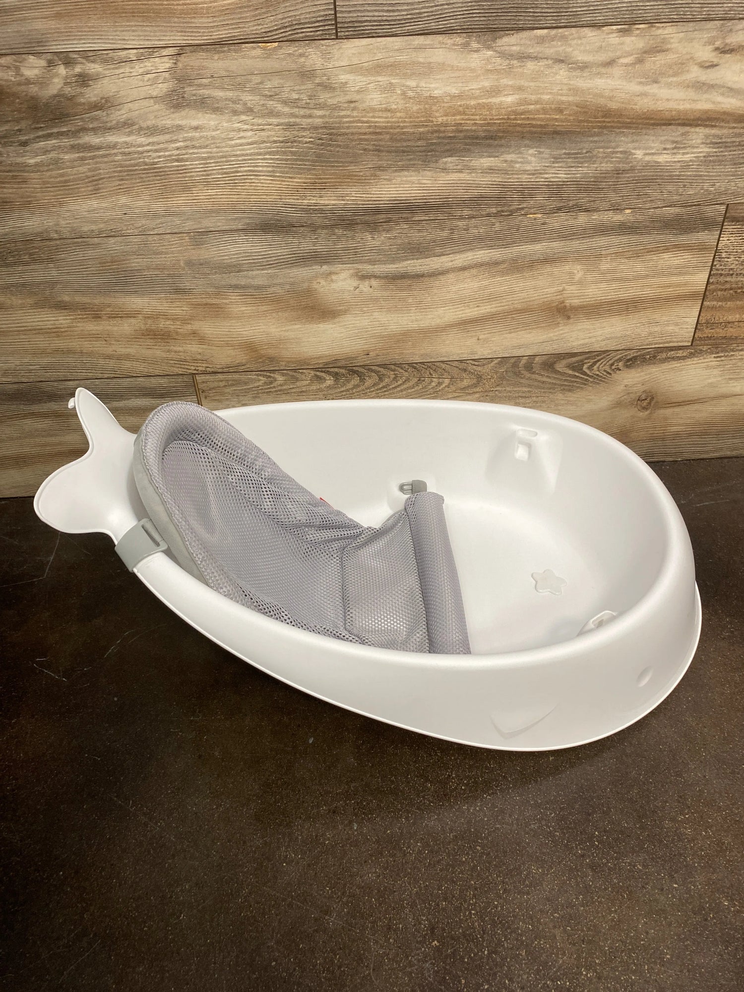 Skip Hop Moby Smart Sling 3 In 1 Baby Bathtub White