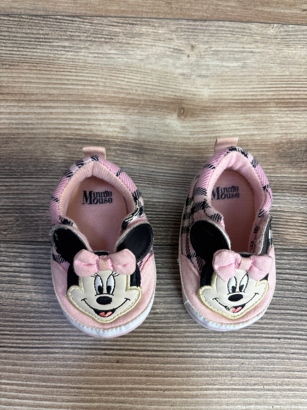 Disney Minnie Mouse Crib Shoes Pink sz 1/2c