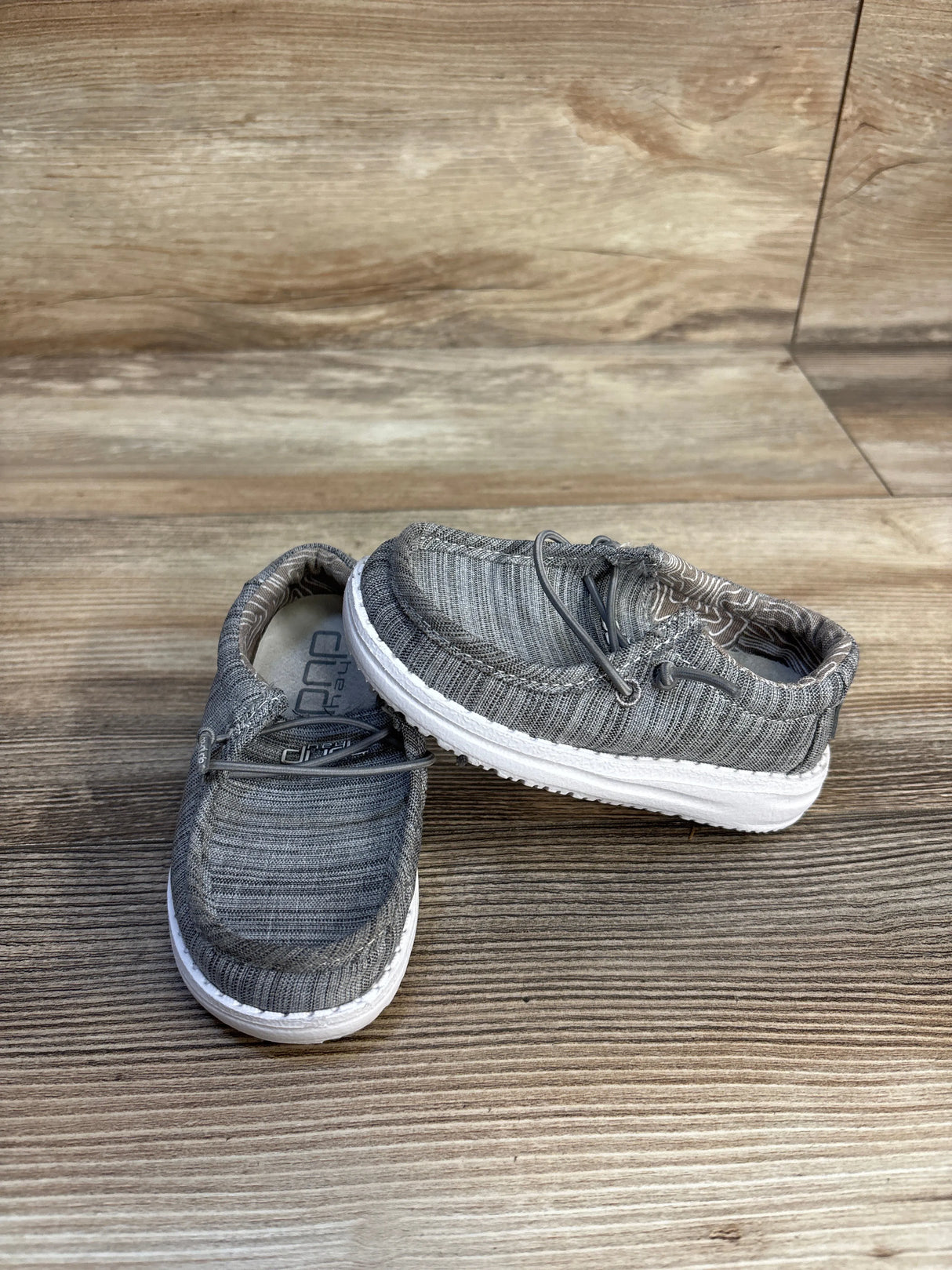 Hey Dude Wally Stretch Sox Sneakers Grey sz 7c