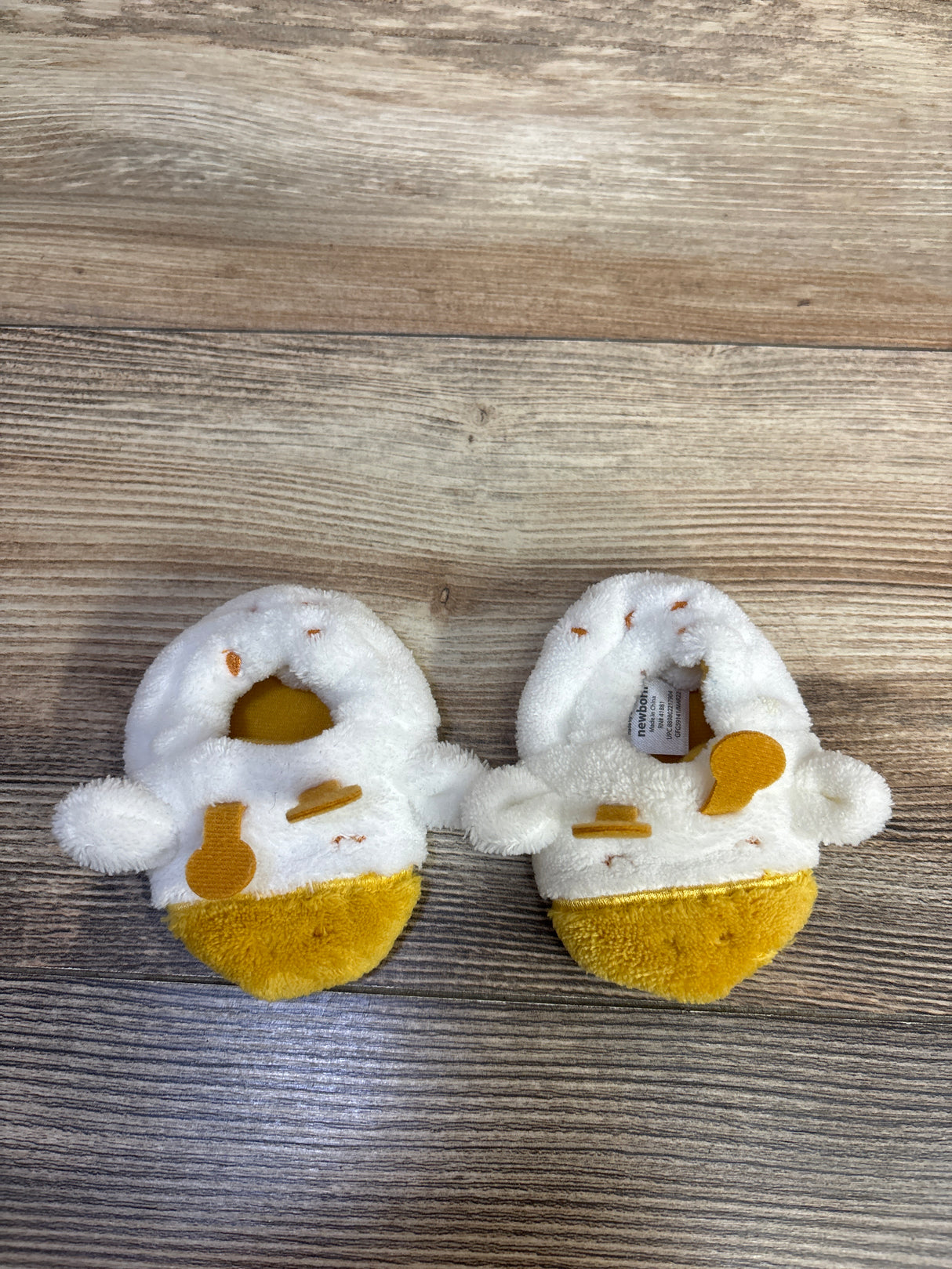 Child Of Mine Plush Slippers White sz 1c