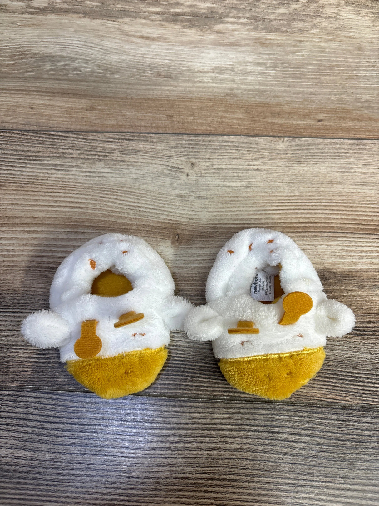 Child Of Mine Plush Slippers White sz 1c