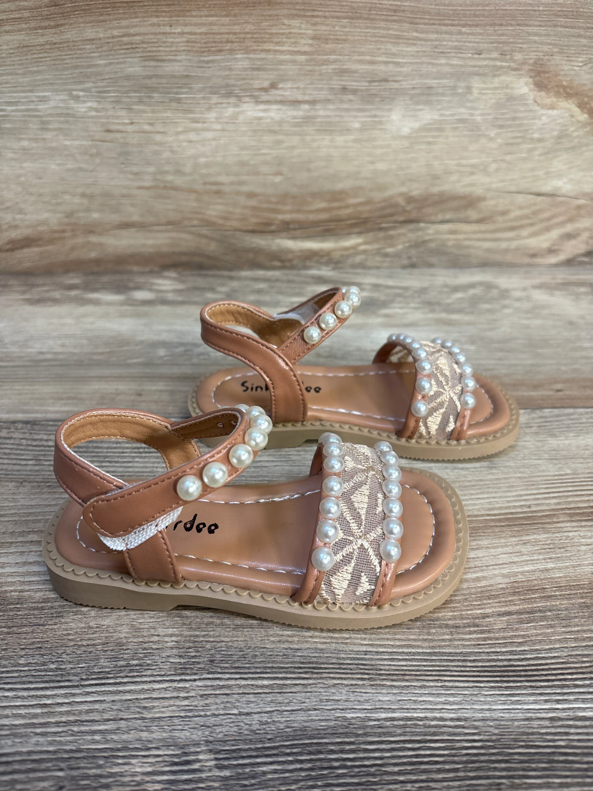 NWOT Sinkorrdee Pearl Sandals Beige sz 7c