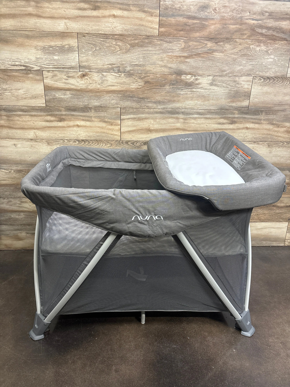 Nuna SENA Aire Playard with Changer in Granite