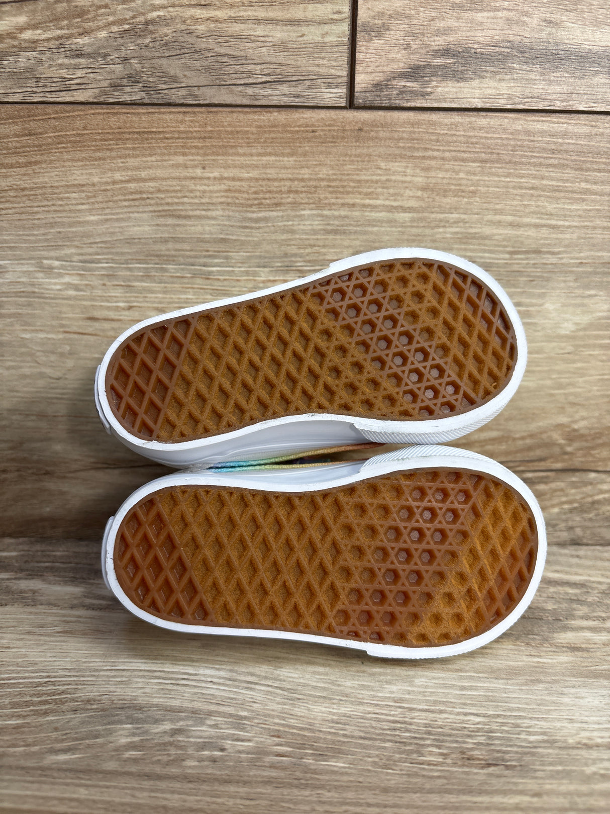 NEW Vans Old Skool V 'Rainbow True White' Sneakers sz 5c