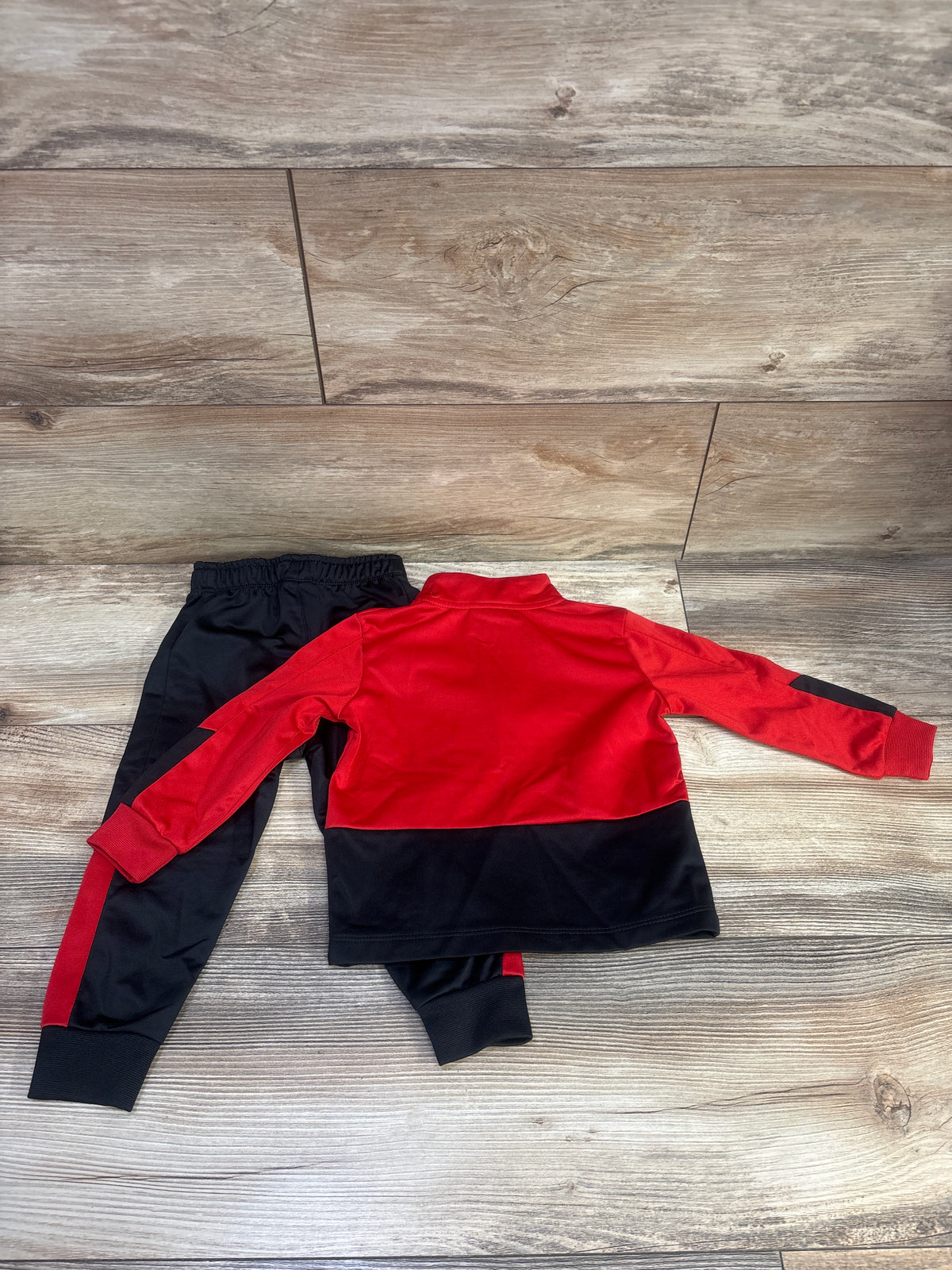 Nike 2pc Tracksuit Set Red sz 18m