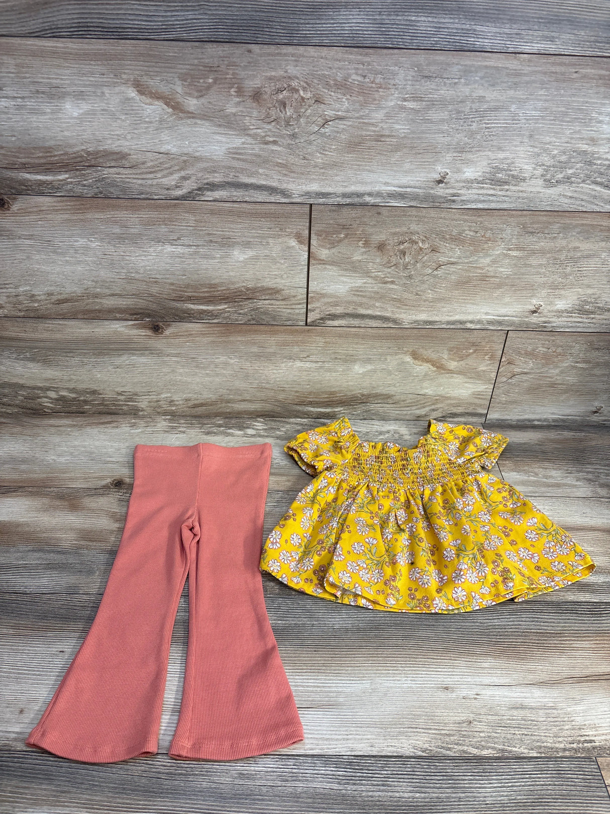 NWOT Cynthia Rowley 2pc Floral Smocked Shirt & Bottoms Yellow sz 24m